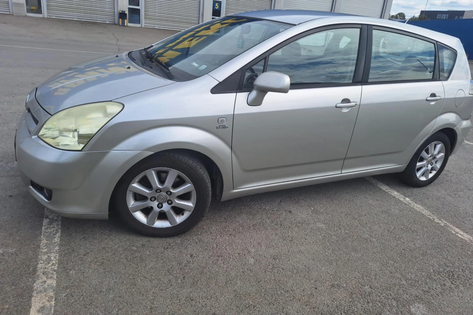 Toyota Corolla verso 2.0 D4D | Mobile.bg — изображение 1