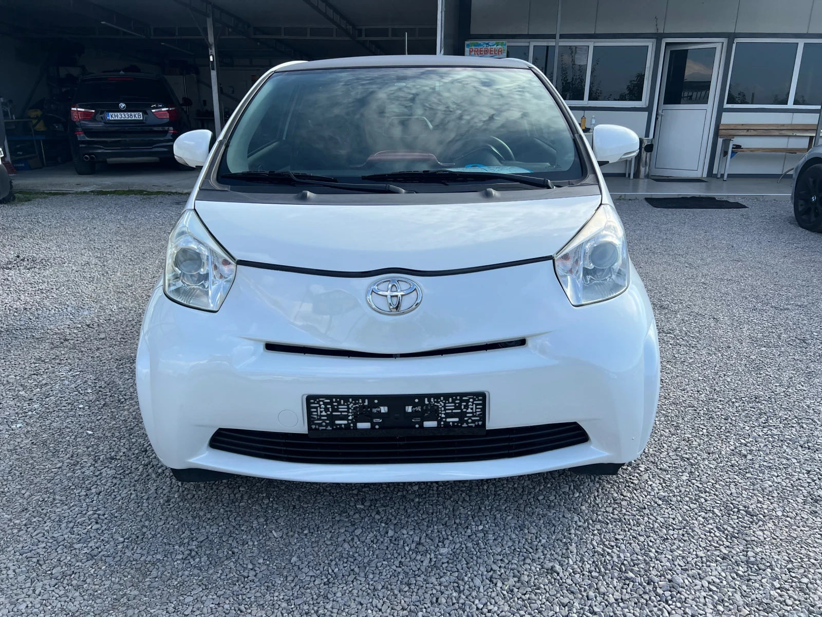 Toyota IQ 1.0i Avtomat - изображение 2
