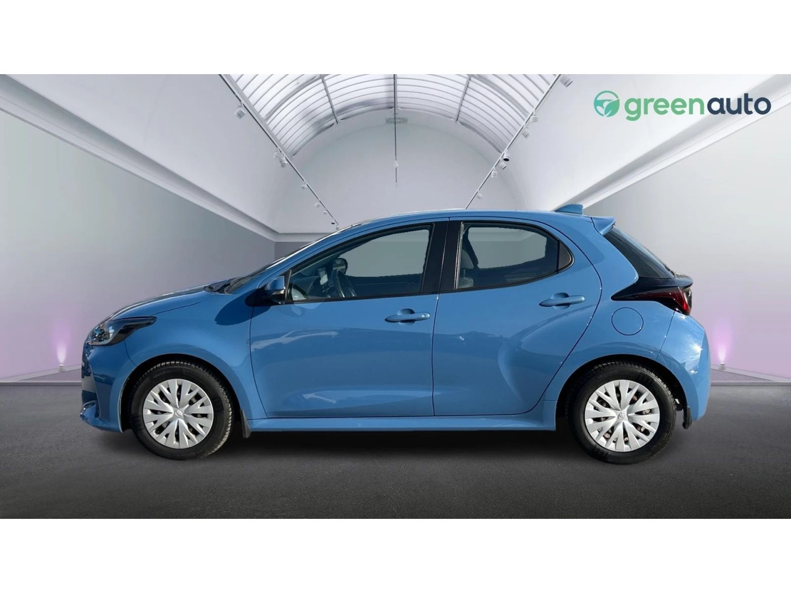 Toyota Yaris 1.5i M/T, Месечна вноска от 344 лв. - изображение 3