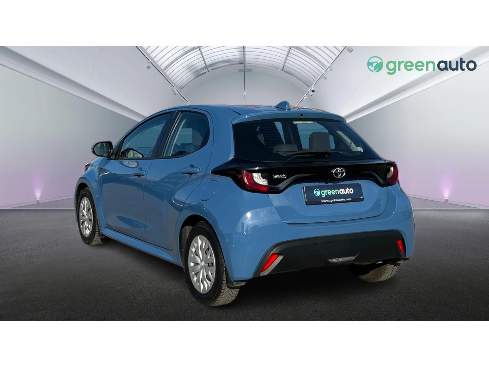 Toyota Yaris 1.5i M/T, Месечна вноска от 344 лв. - изображение 2