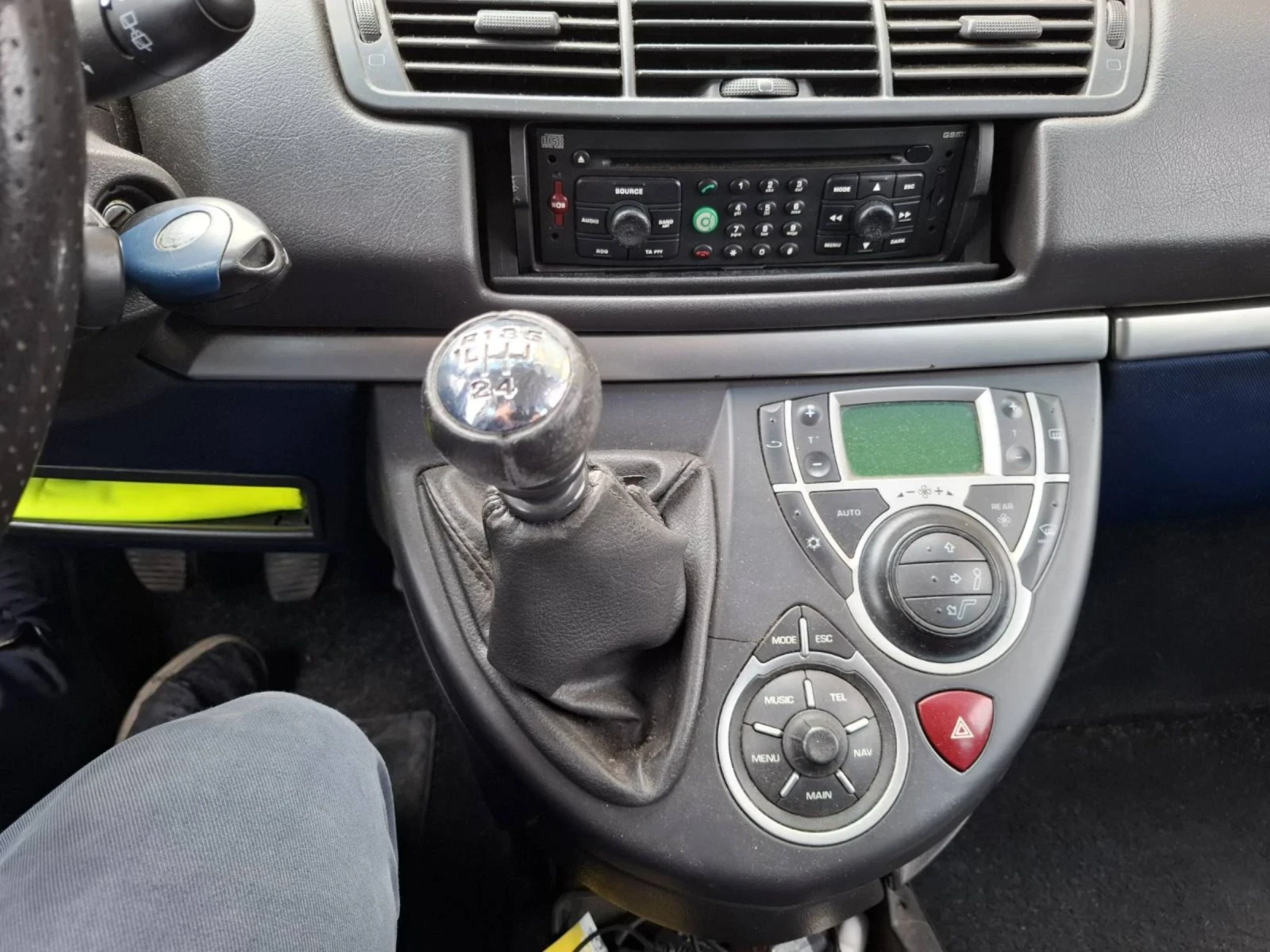 Fiat Ulysse 2.2 JTD | Mobile.bg � ����������� 14