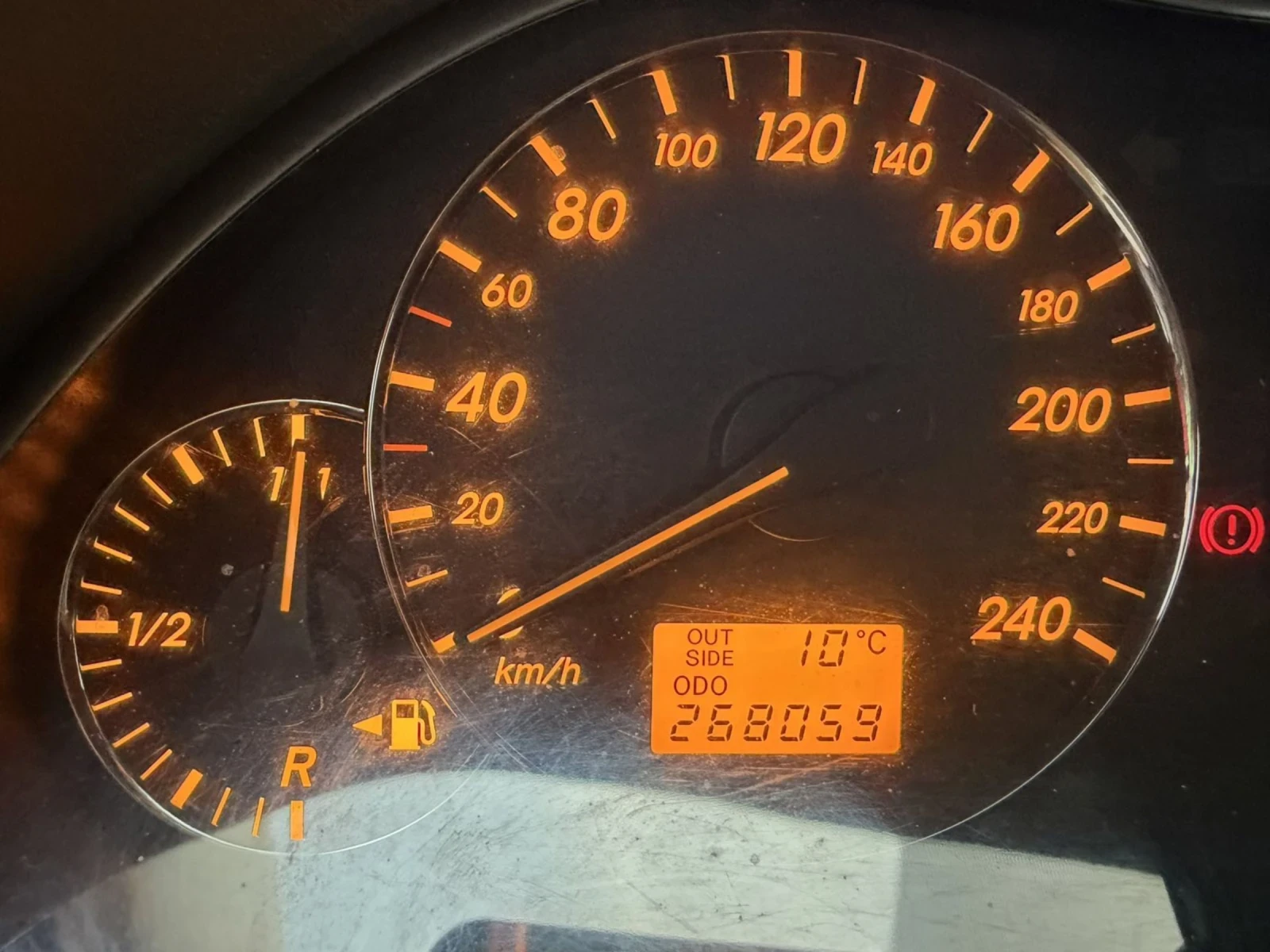 Toyota Avensis | Mobile.bg � ����������� 10