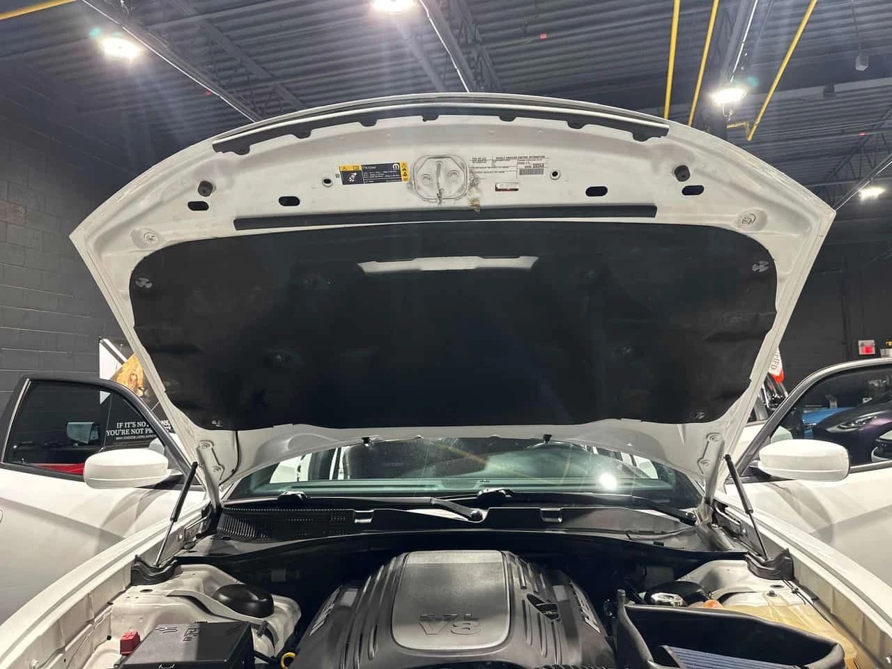 Dodge Charger * R/T RWD * CARFAX * ЦЕНА ДО БГ, снимка 15 - Автомобили и джипове - 53738985