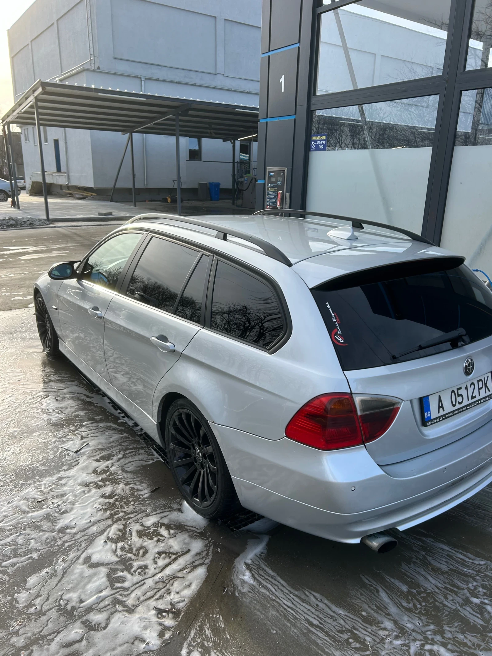 BMW 320, снимка 4 - Автомобили и джипове - 53851918