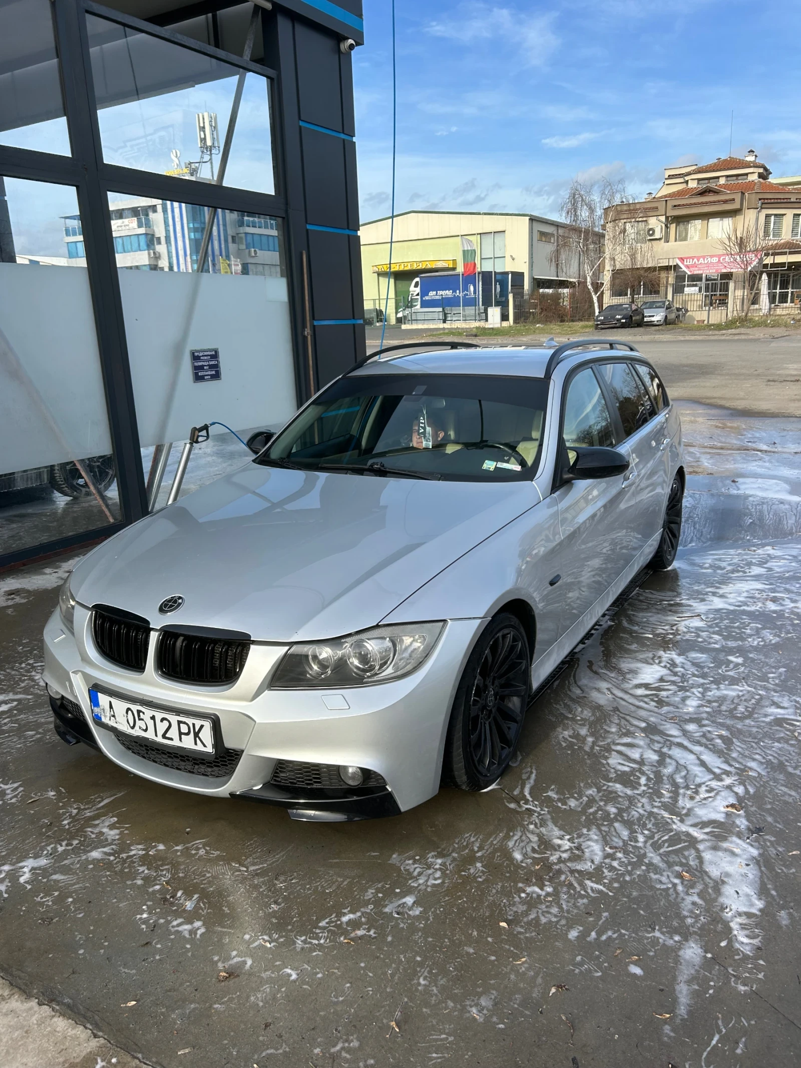 BMW 320, снимка 5 - Автомобили и джипове - 53851918
