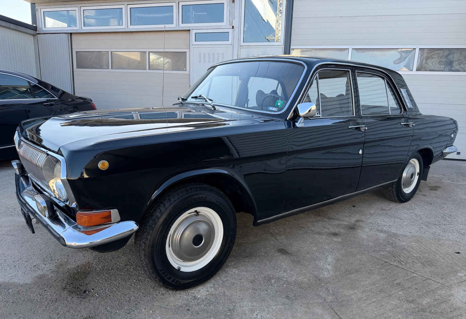 Volga 24 (2410) 1987