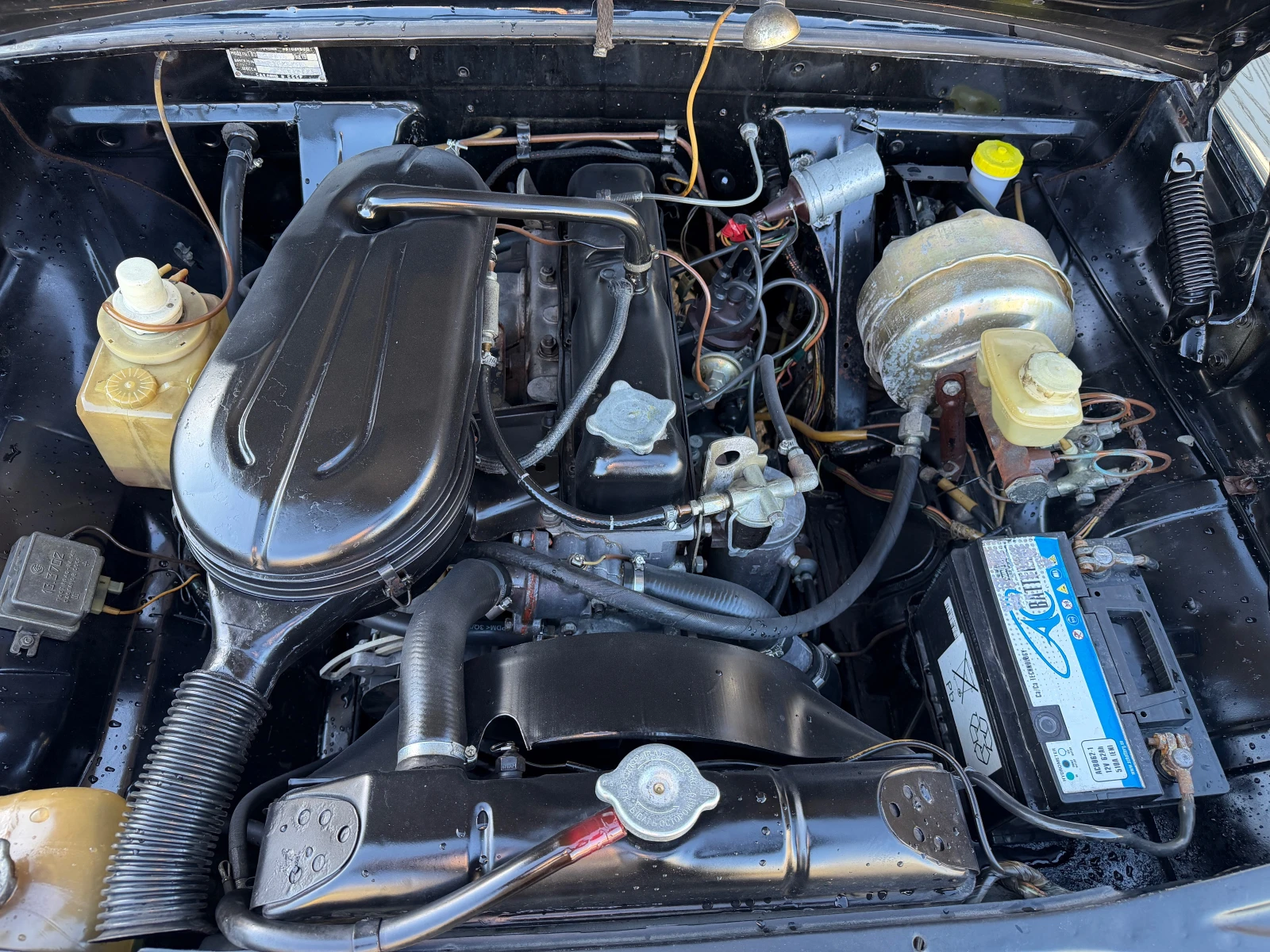 Volga 24 (2410) 1987, снимка 13 - Автомобили и джипове - 54138437