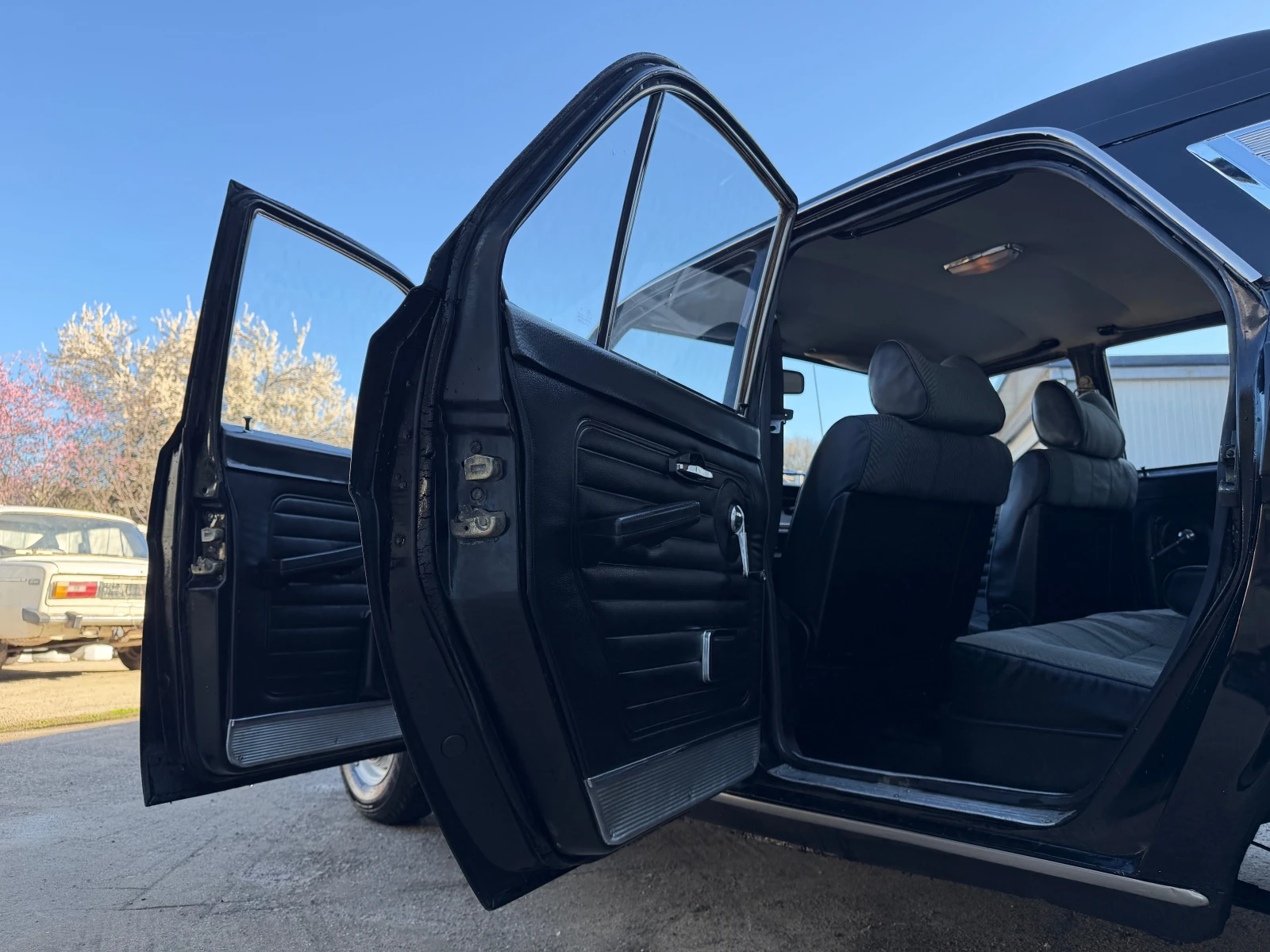 Volga 24 (2410) 1987, снимка 9 - Автомобили и джипове - 54138437