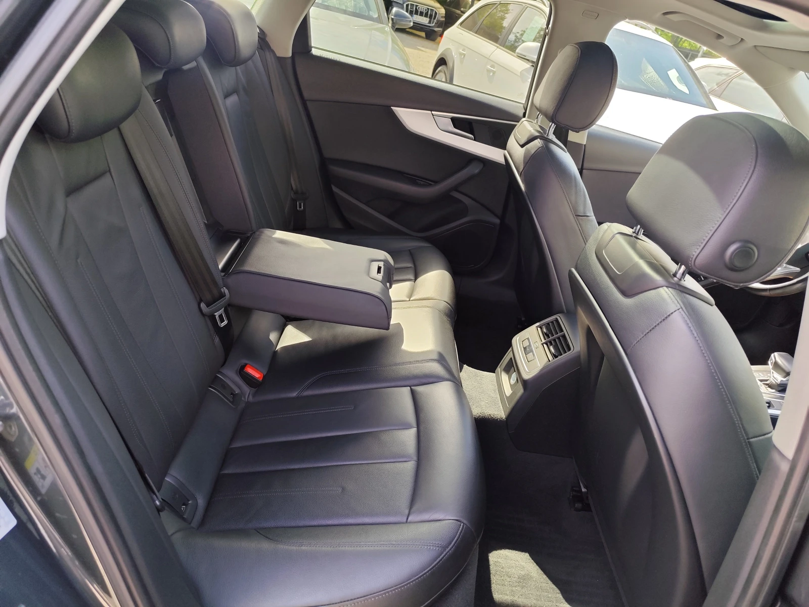 Audi A4 Allroad 2.0TDi* 4x4* ПАНОРАМА* NAVI* КОЖА* ММI, снимка 12 - Автомобили и джипове - 54562022