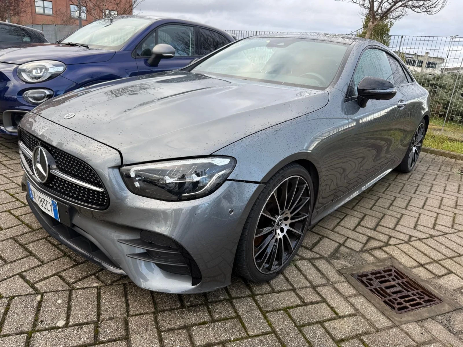 Mercedes-Benz E 220 AMG