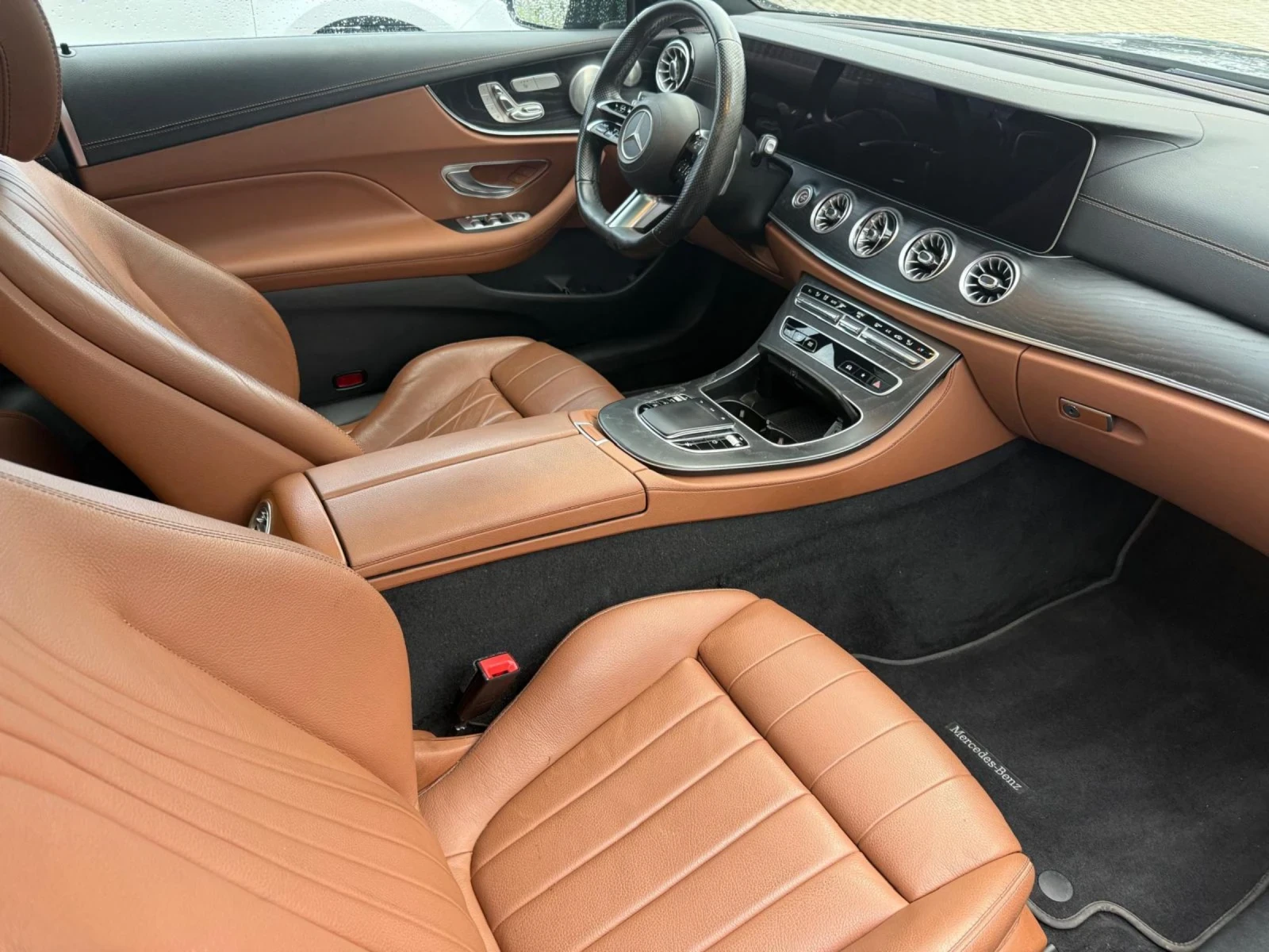 Mercedes-Benz E 220 AMG, снимка 6 - Автомобили и джипове - 54589601