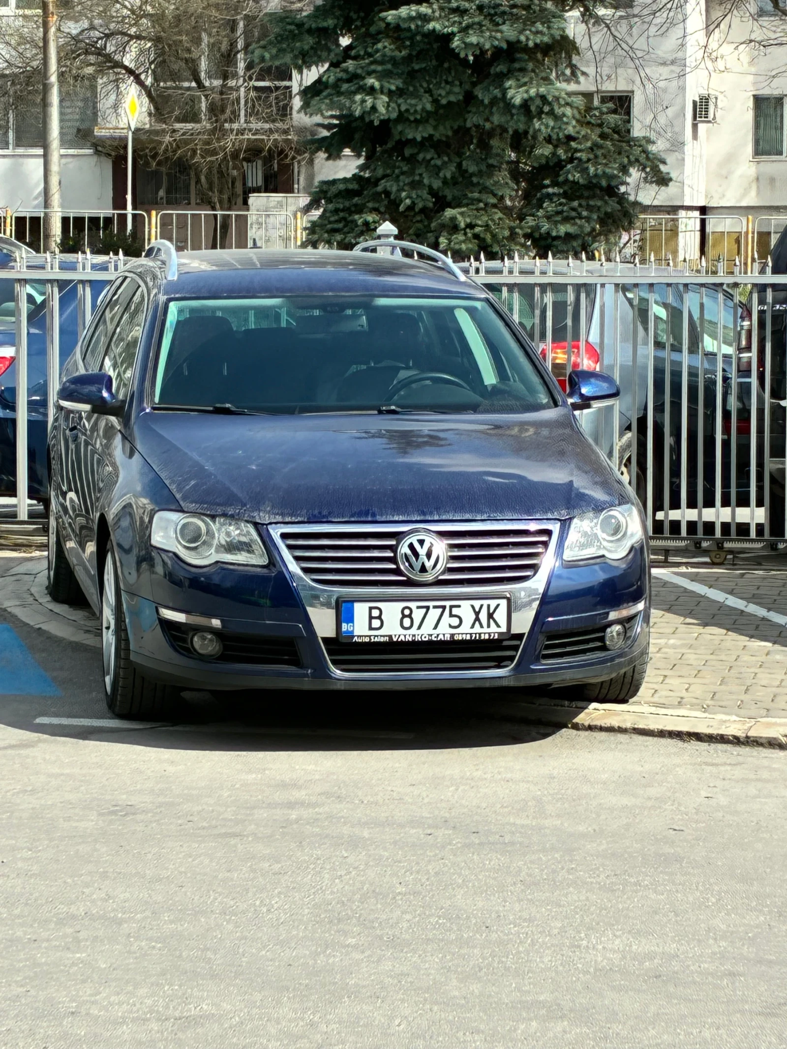 VW Passat 2.0 TDI, снимка 17 - Автомобили и джипове - 55430311