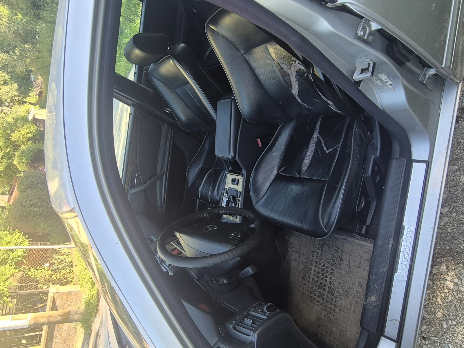 Mercedes-Benz E 320, снимка 5 - Автомобили и джипове - 55284987