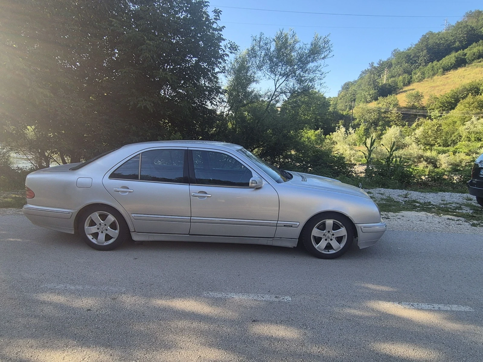 Mercedes-Benz E 320, снимка 9 - Автомобили и джипове - 55284987