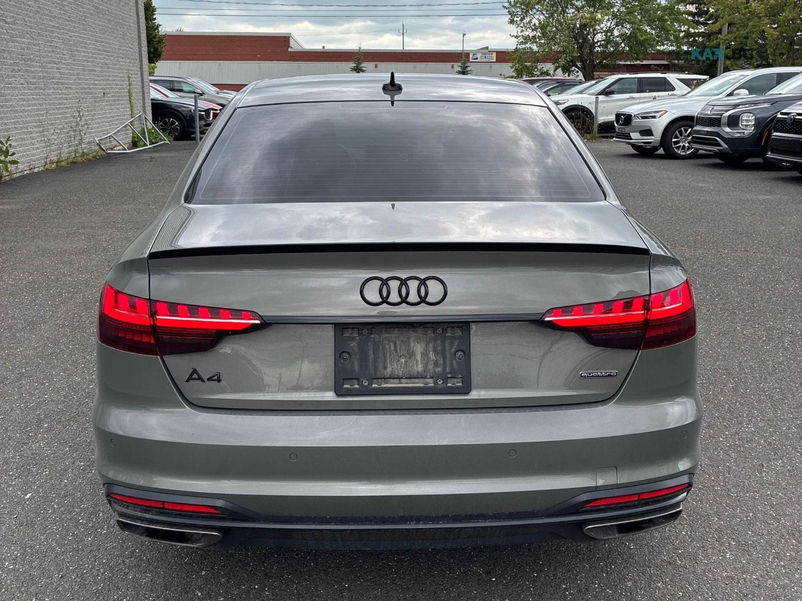 Audi A4 Technik Автокредит Цена до България, снимка 4 - Автомобили и джипове - 55391436