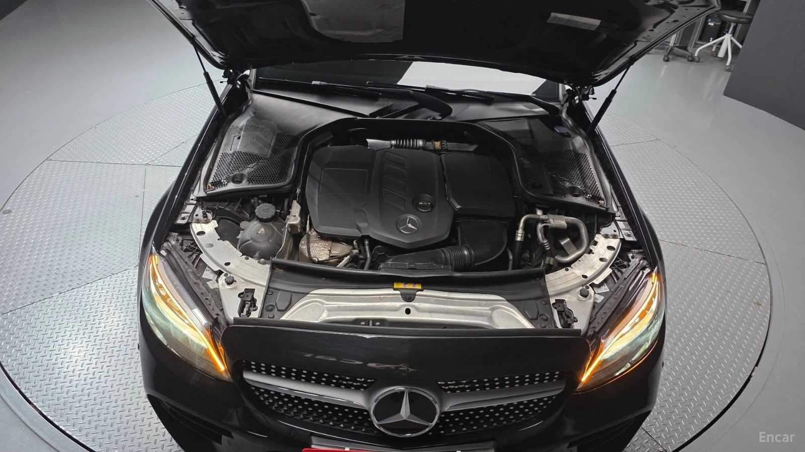 Mercedes-Benz C 220 D COUPE 4MATIC Автокредит Цена до България, снимка 17 - Автомобили и джипове - 55491719