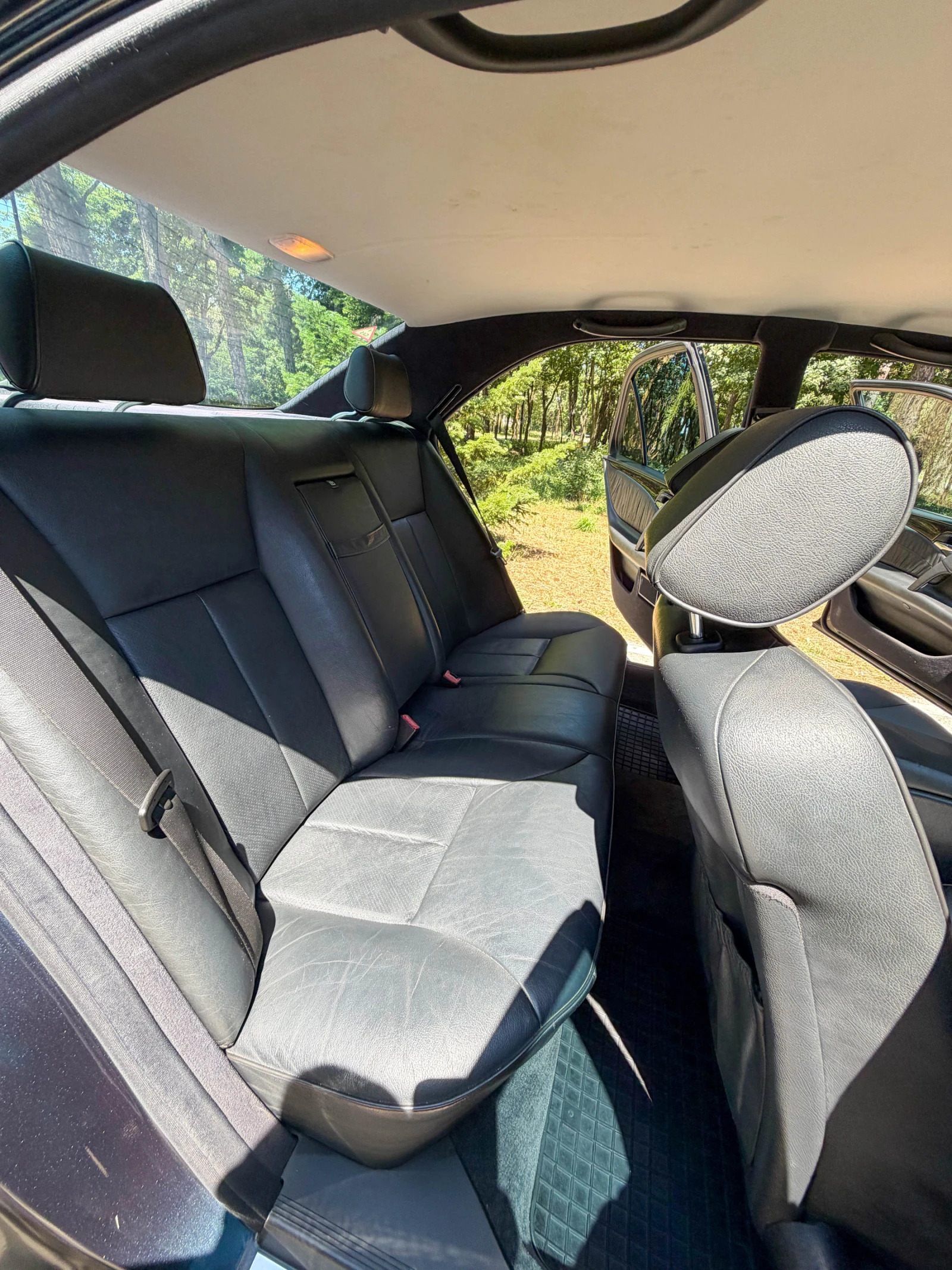 Mercedes-Benz E 200 Kompressor, снимка 9 - Автомобили и джипове - 55501338