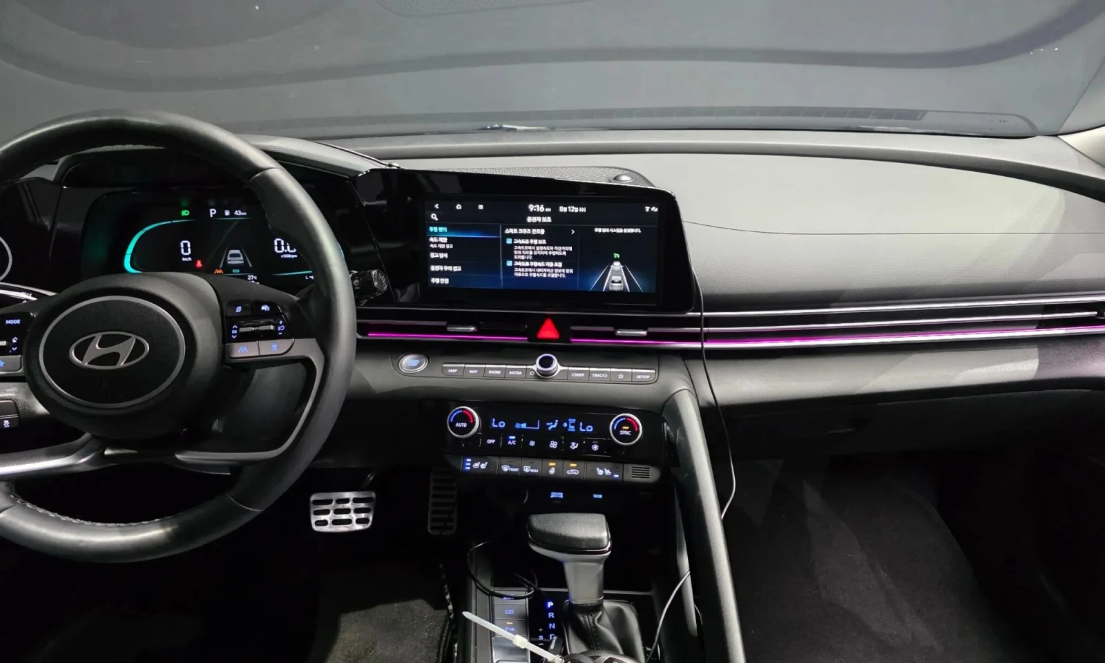 Hyundai Elantra Modern, снимка 13 - Автомобили и джипове - 56072118