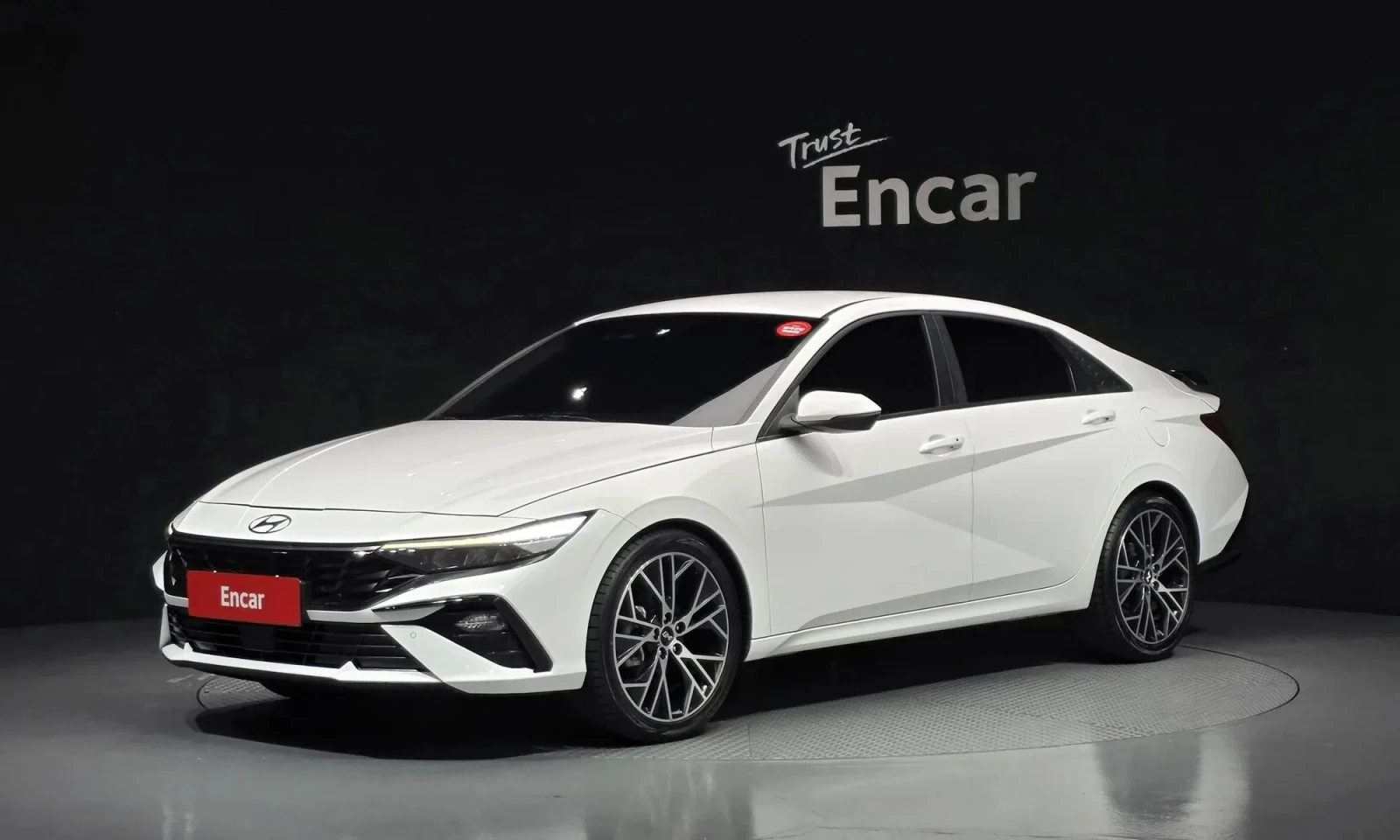 Hyundai Elantra Modern