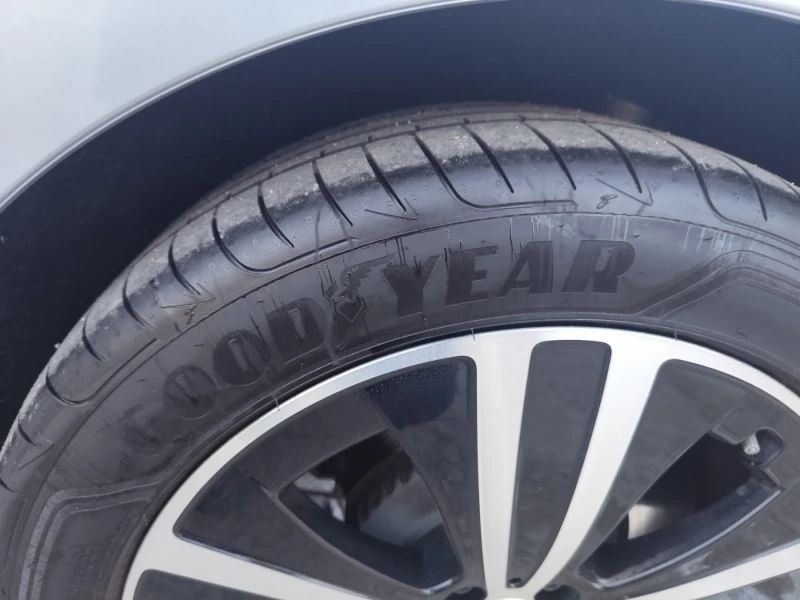 Mercedes-Benz EQE 300, снимка 16 - Автомобили и джипове - 52822503