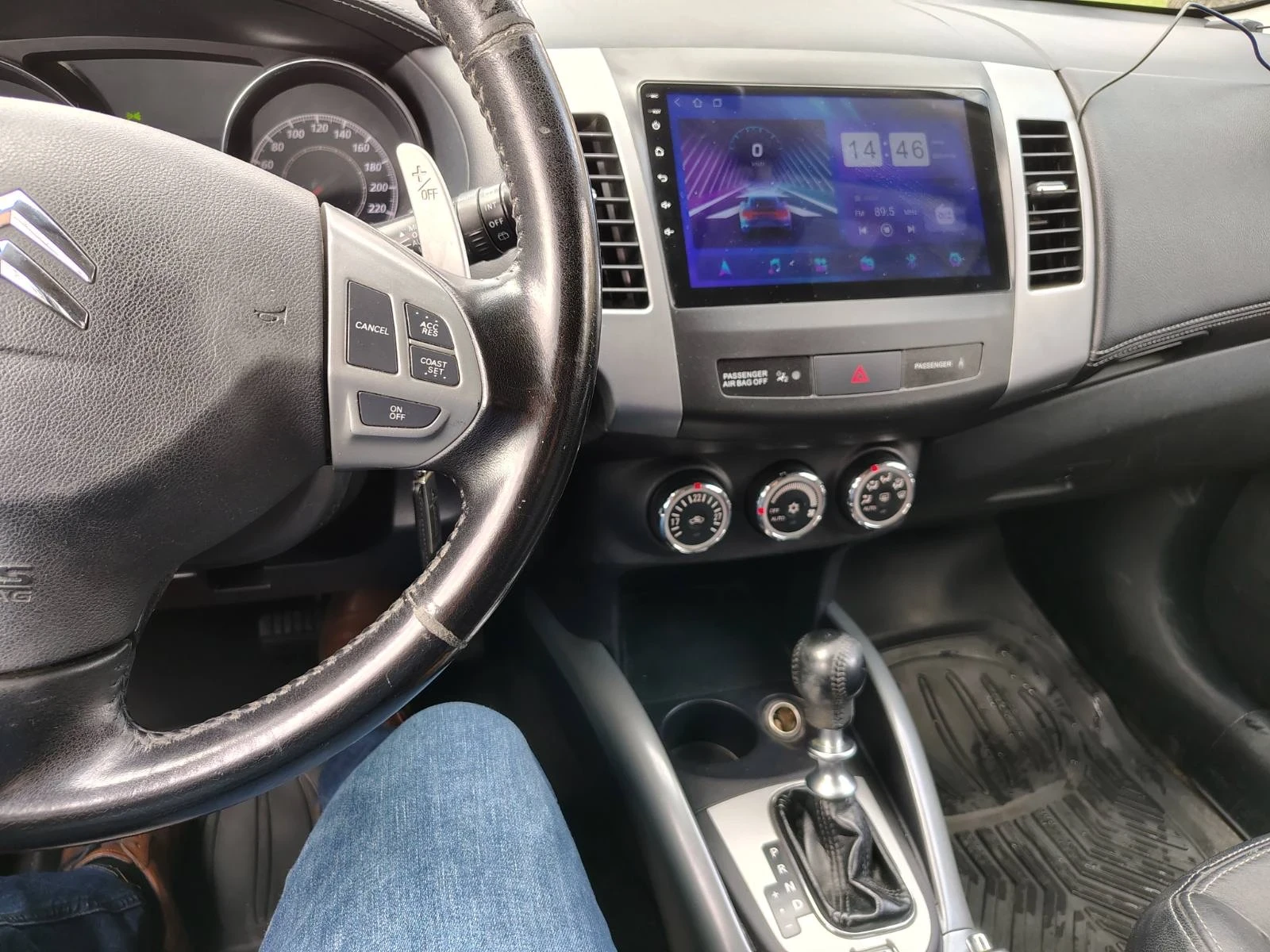 Citroen C-Crosser 4X4 АВТОМАТ 2.2 156к.с. - изображение 9