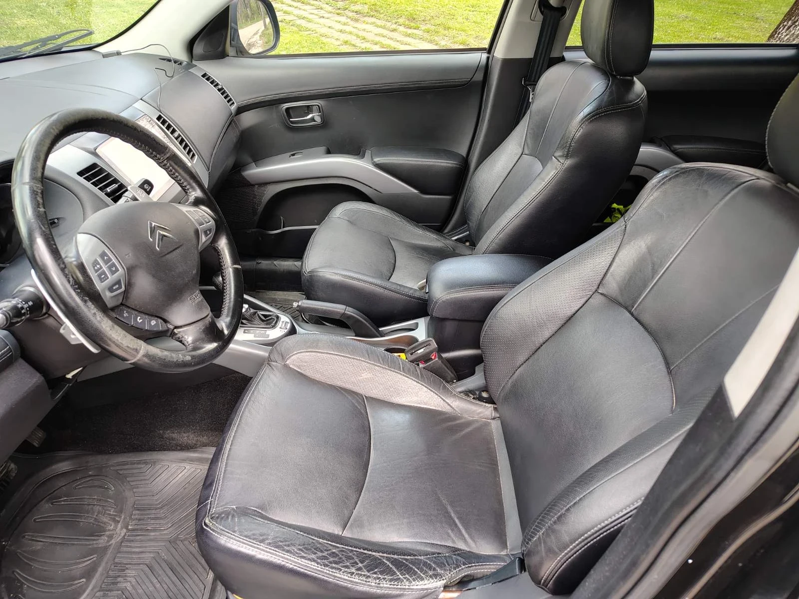 Citroen C-Crosser 4X4 АВТОМАТ 2.2 156к.с. - изображение 8