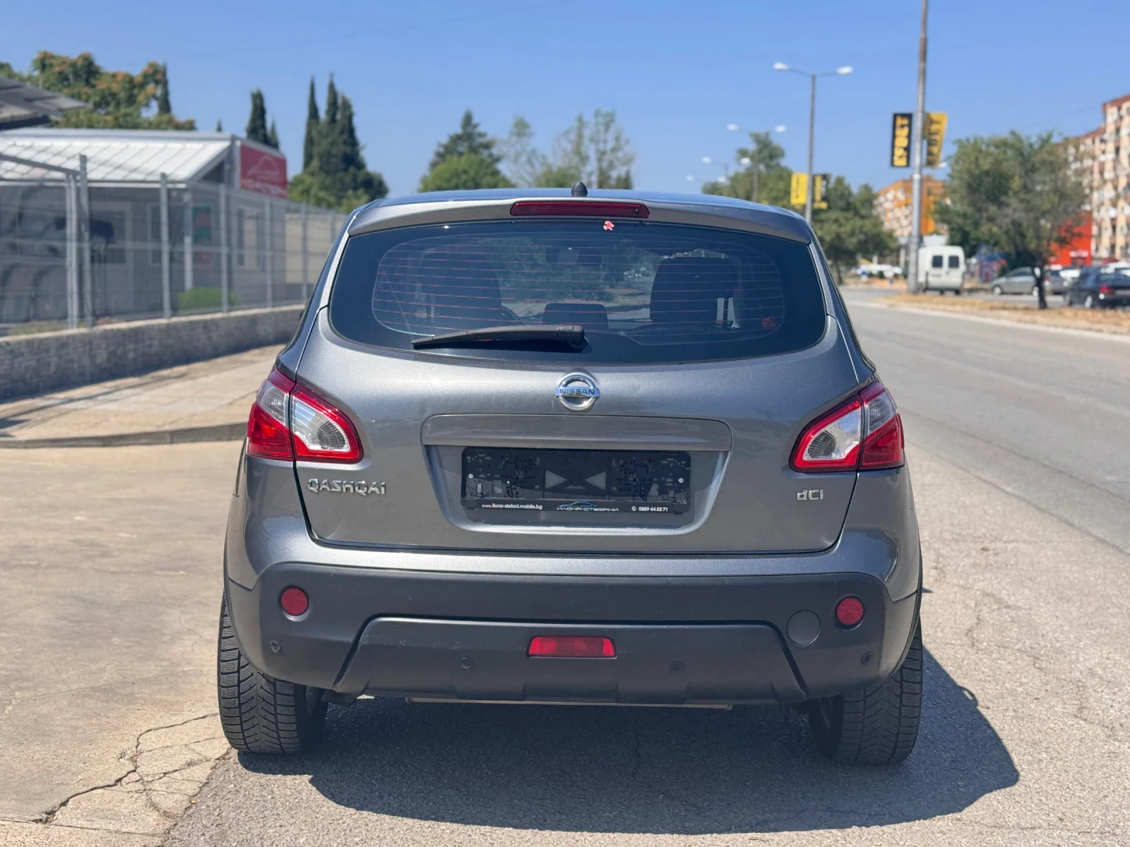 Nissan Qashqai 2.0CDI 4х4 150кс 6ск - изображение 4