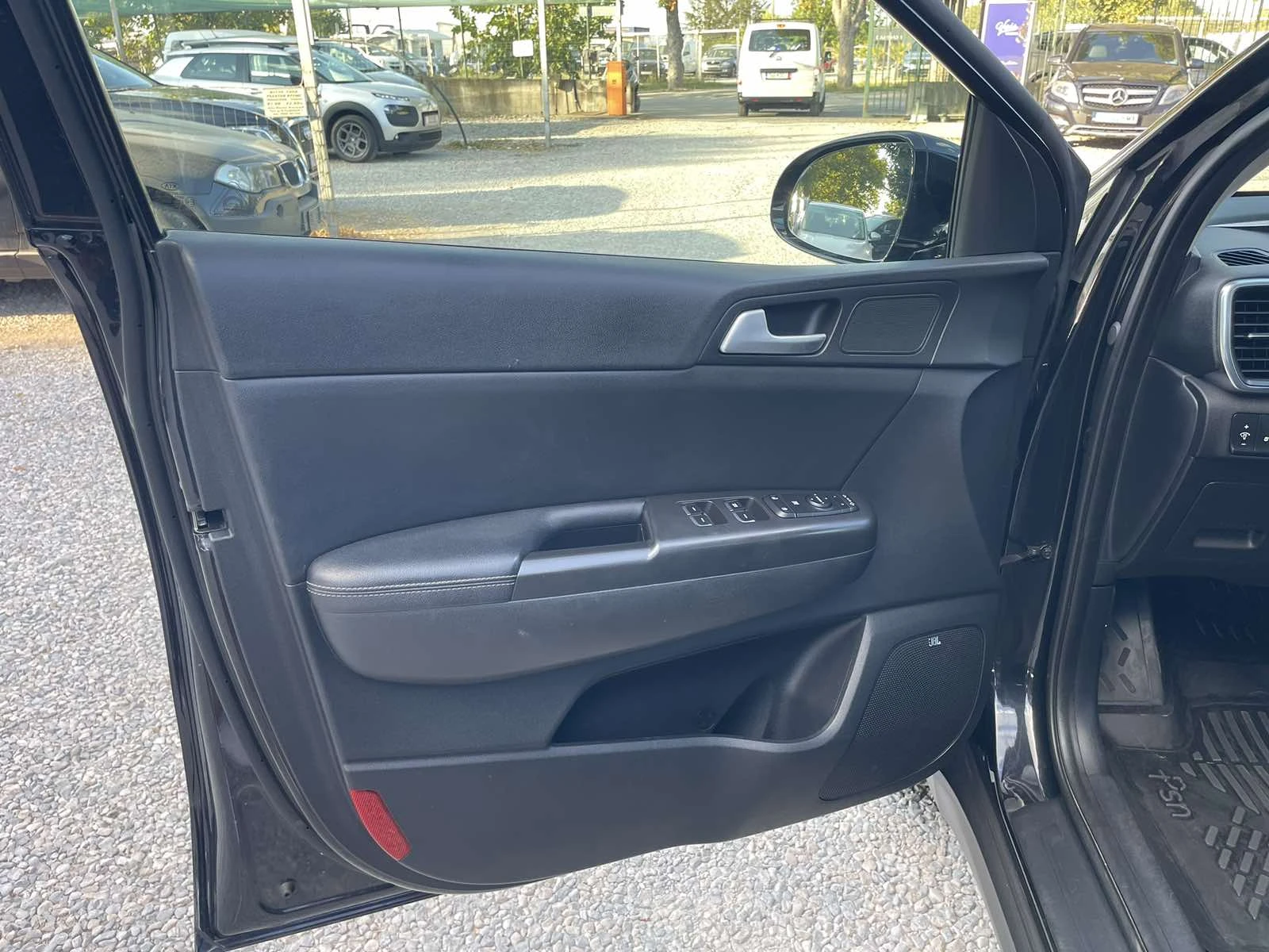 Kia Sportage 2.0d 4X4 NAVI KELES PANORAMA  - изображение 9