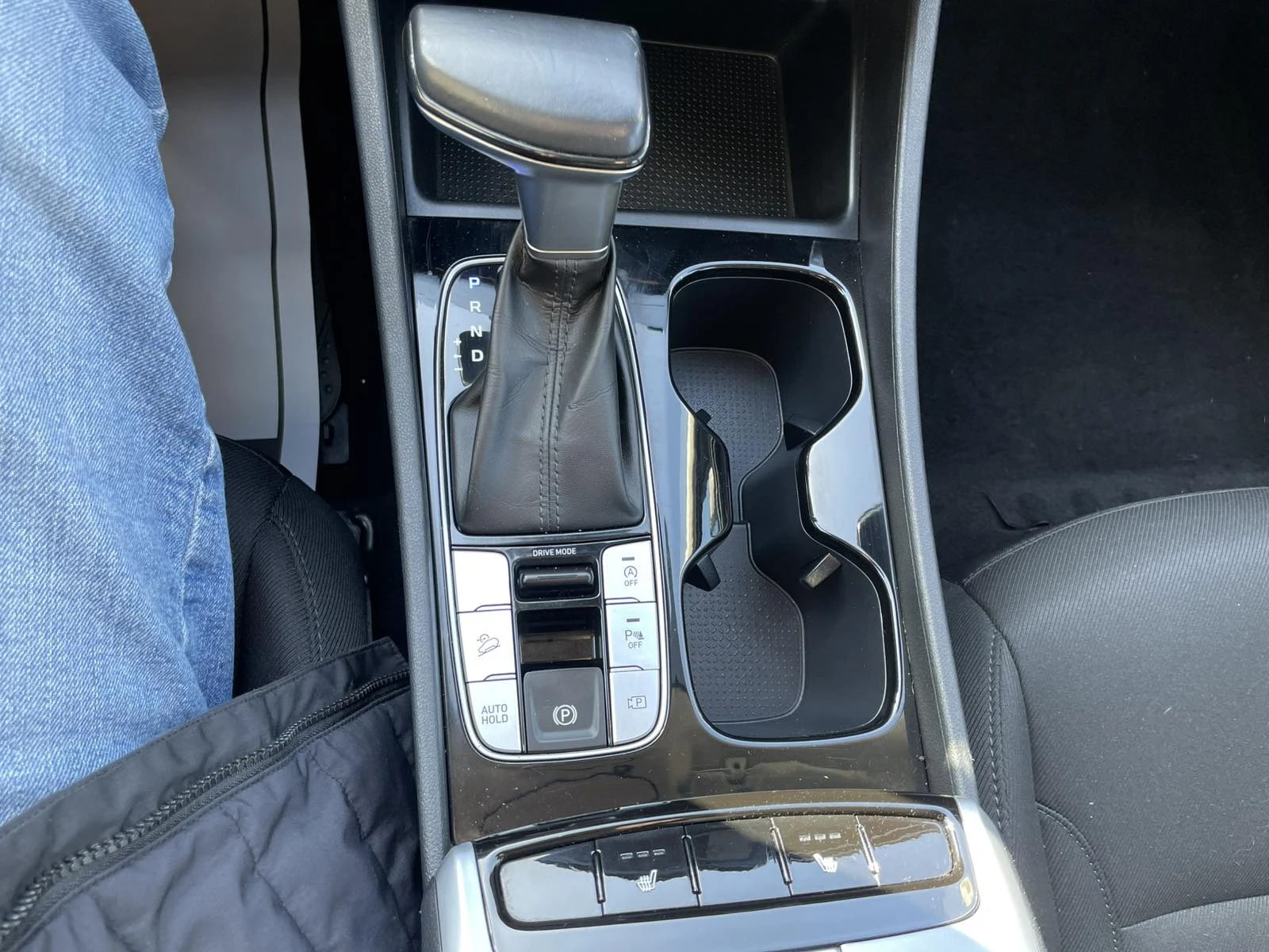 Hyundai Tucson MiHEV 16T 48V 150hp, снимка 10 - Автомобили и джипове - 53827486