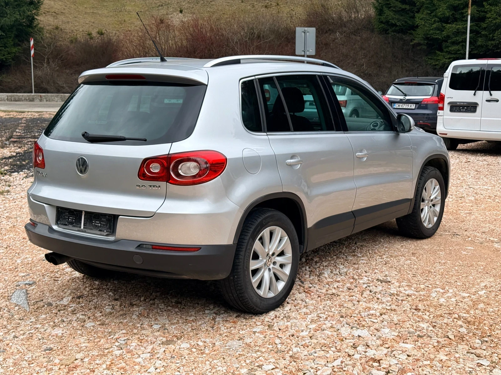 VW Tiguan 2.0TDI* 4motion* ИТАЛИЯ* БЕЗ РЪЖДА* 2 КЛЮЧА* , снимка 3 - Автомобили и джипове - 54034264