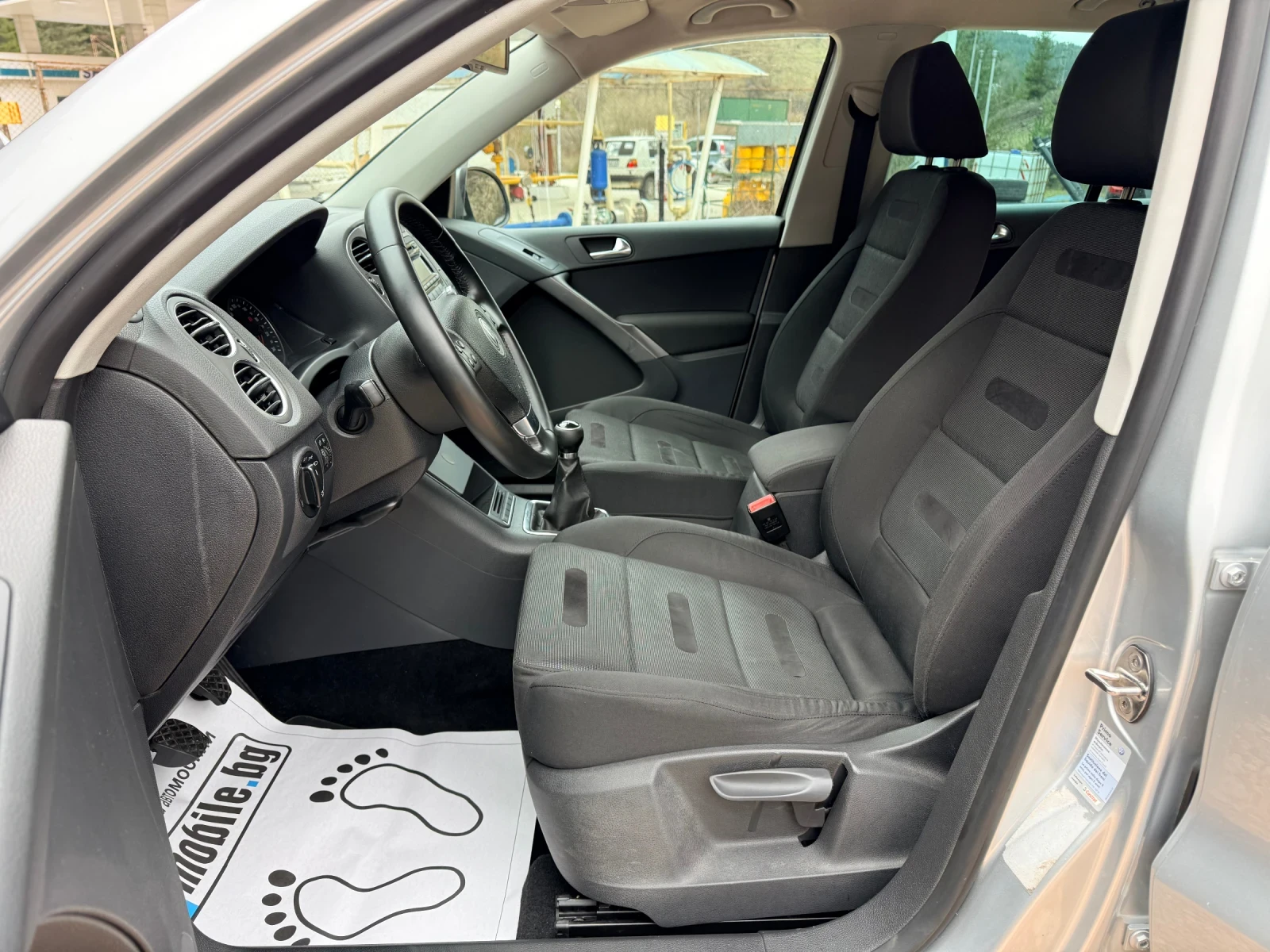 VW Tiguan 2.0TDI* 4motion* ИТАЛИЯ* БЕЗ РЪЖДА* 2 КЛЮЧА* , снимка 8 - Автомобили и джипове - 54034264