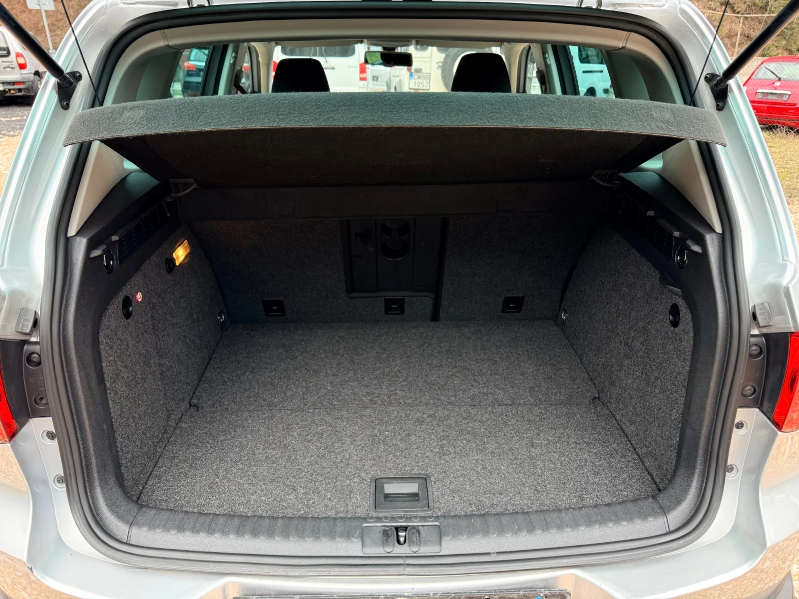 VW Tiguan 2.0TDI* 4motion* ИТАЛИЯ* БЕЗ РЪЖДА* 2 КЛЮЧА* , снимка 17 - Автомобили и джипове - 54034264