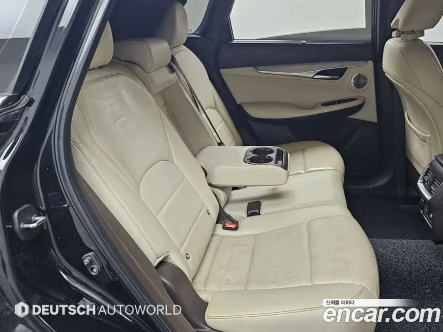 Infiniti QX50 TWO-TONE / BOSE / 360 / ОБДУХ / PANO / FULL, снимка 15 - Автомобили и джипове - 54094615