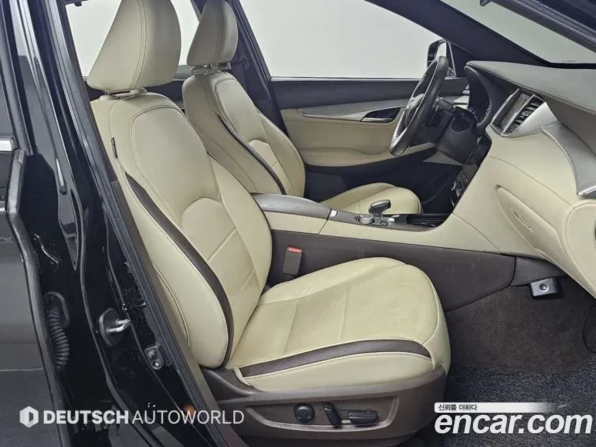 Infiniti QX50 TWO-TONE / BOSE / 360 / ОБДУХ / PANO / FULL, снимка 13 - Автомобили и джипове - 54094615