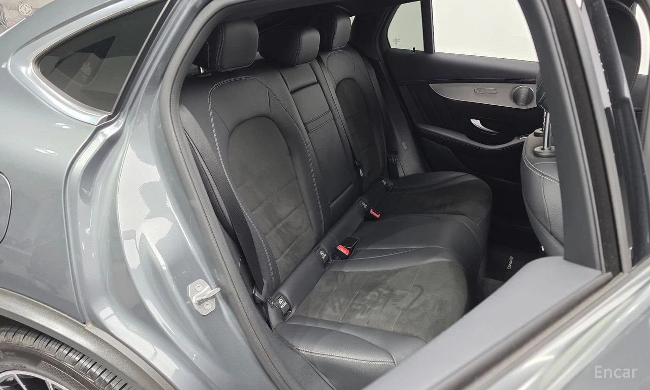 Mercedes-Benz GLC 300 COUPE* 4MATIC* AMG* BURMESTER* HEAD-UP* 360 КАМЕРИ, снимка 15 - Автомобили и джипове - 54440808