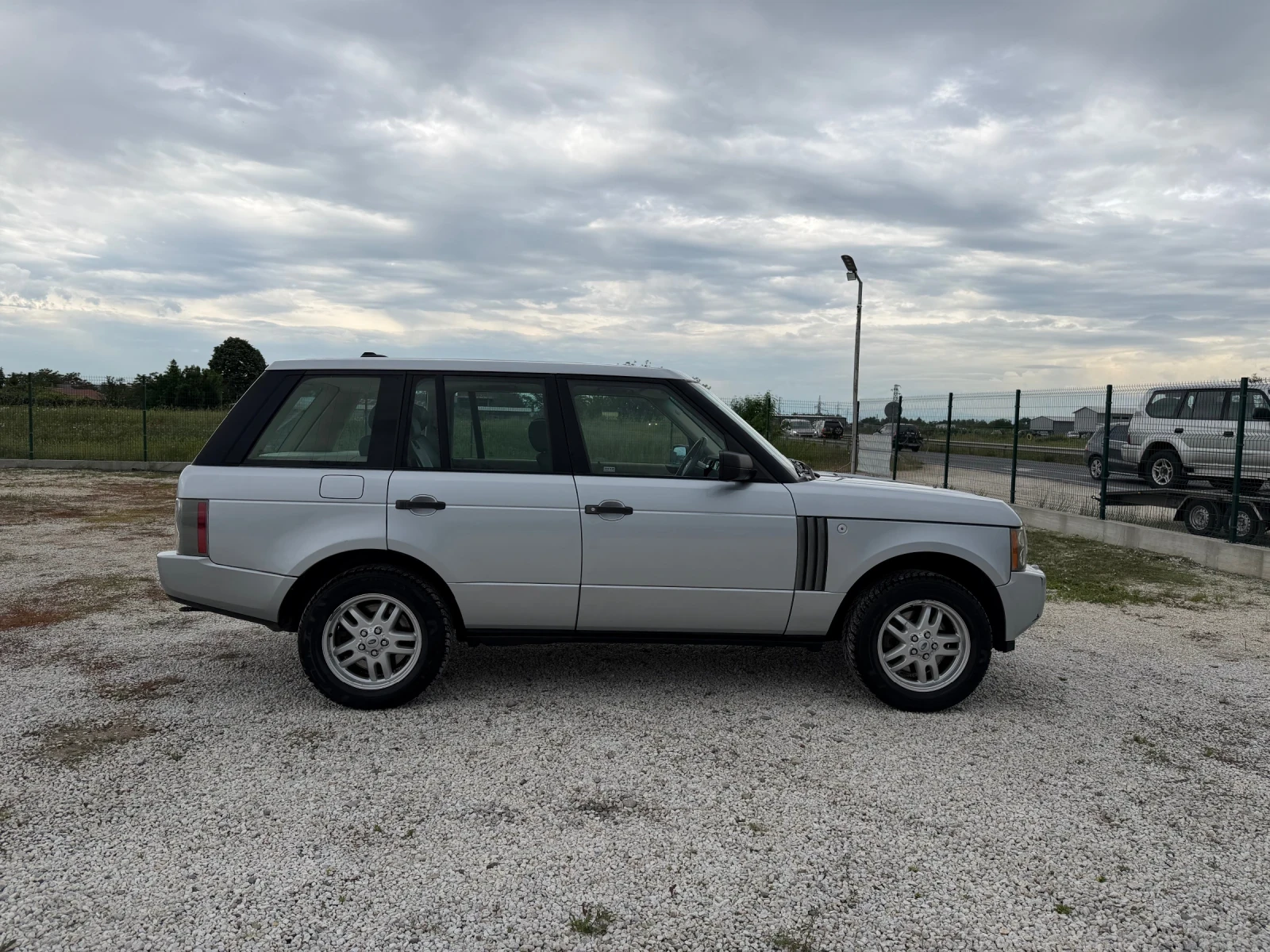 Land Rover Range rover HSE, снимка 8 - Автомобили и джипове - 54609394