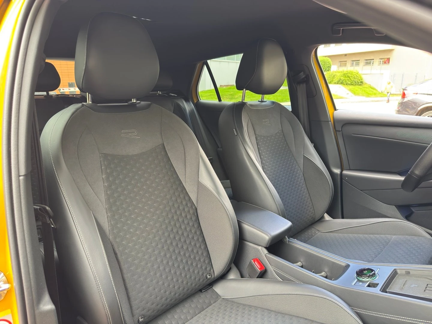 VW T-Roc | Mobile.bg � ����������� 12
