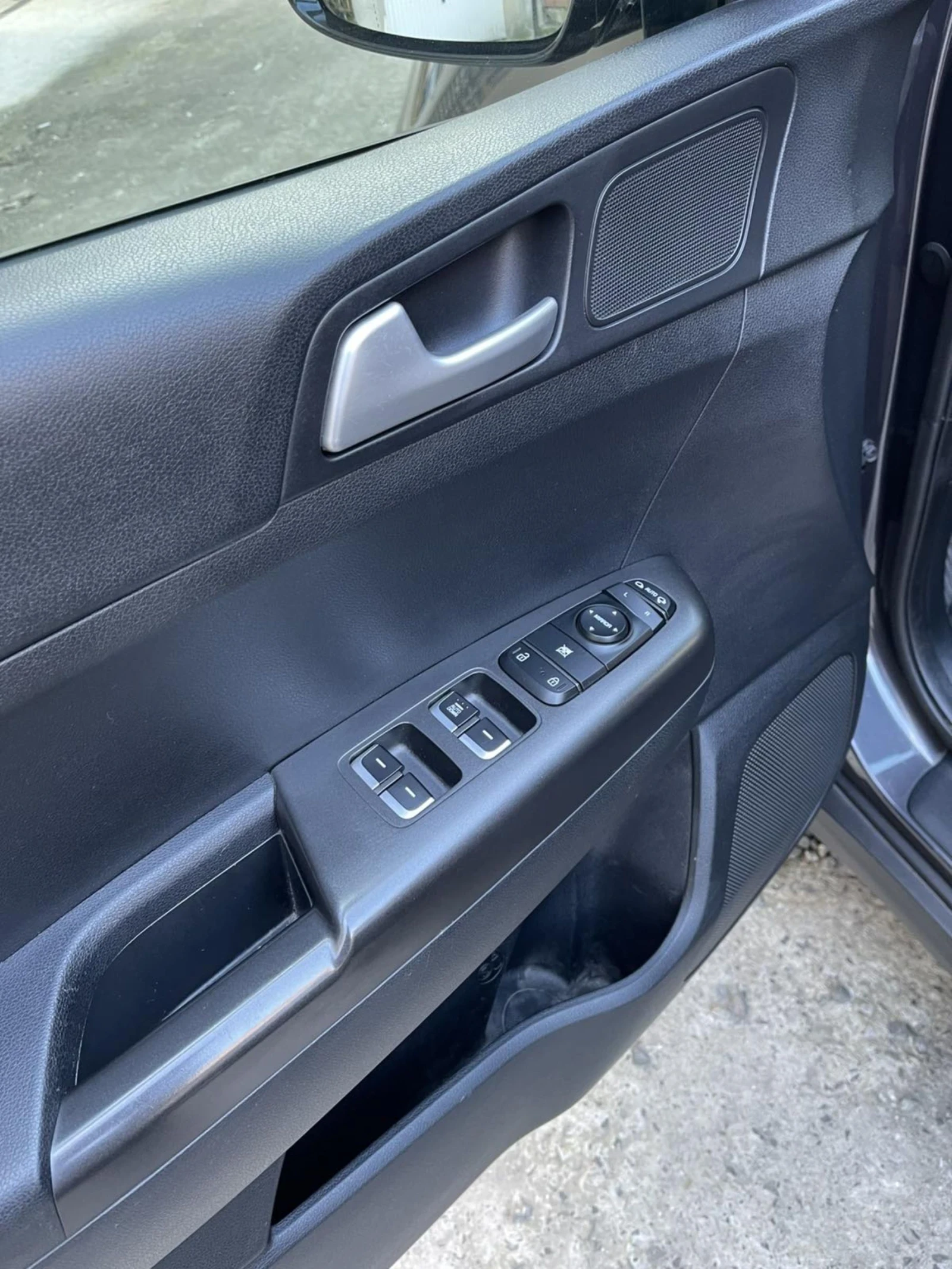 Kia Sportage Джип, снимка 3 - Автомобили и джипове - 54800282