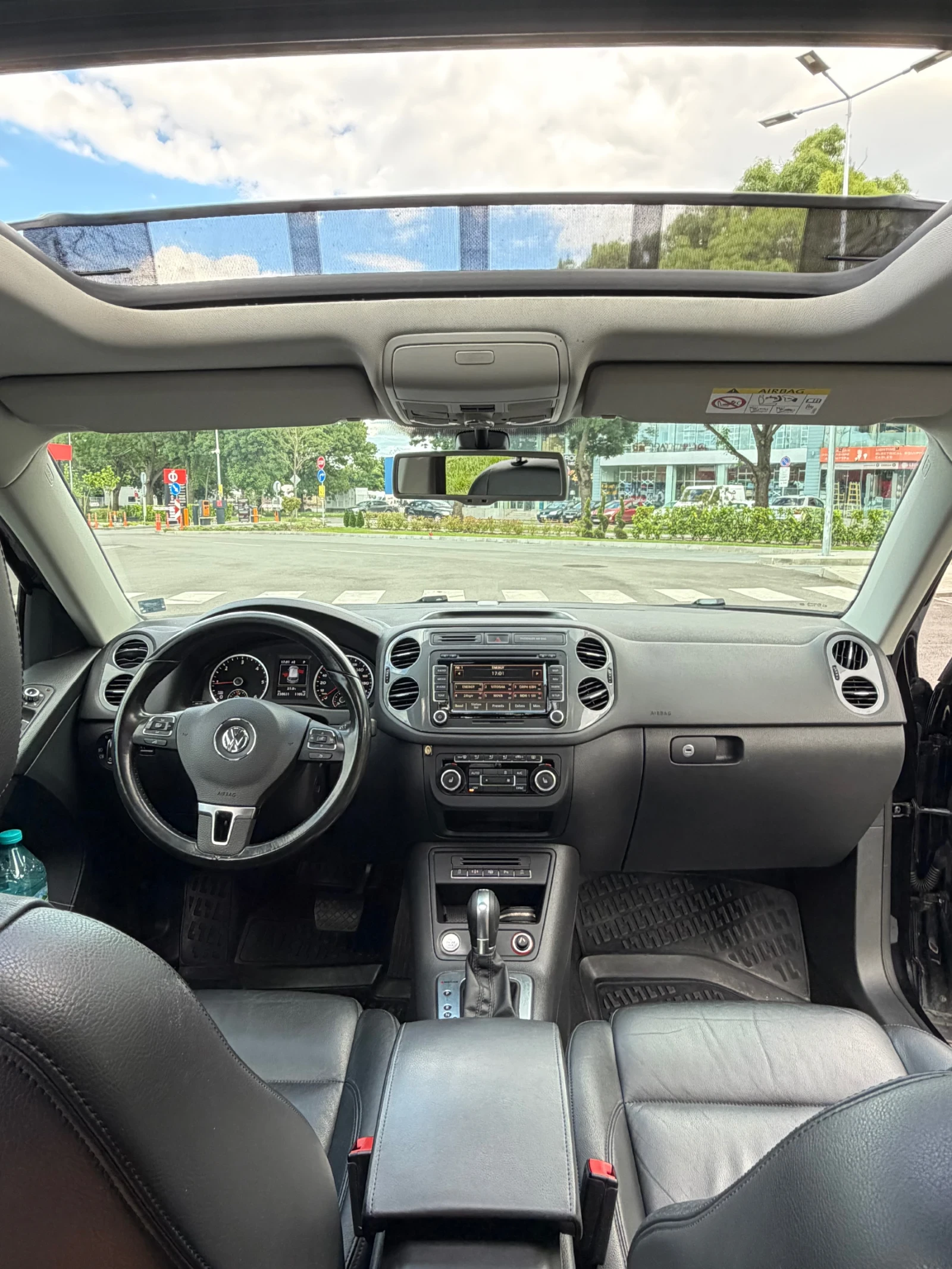 VW Tiguan, снимка 11 - Автомобили и джипове - 54912481