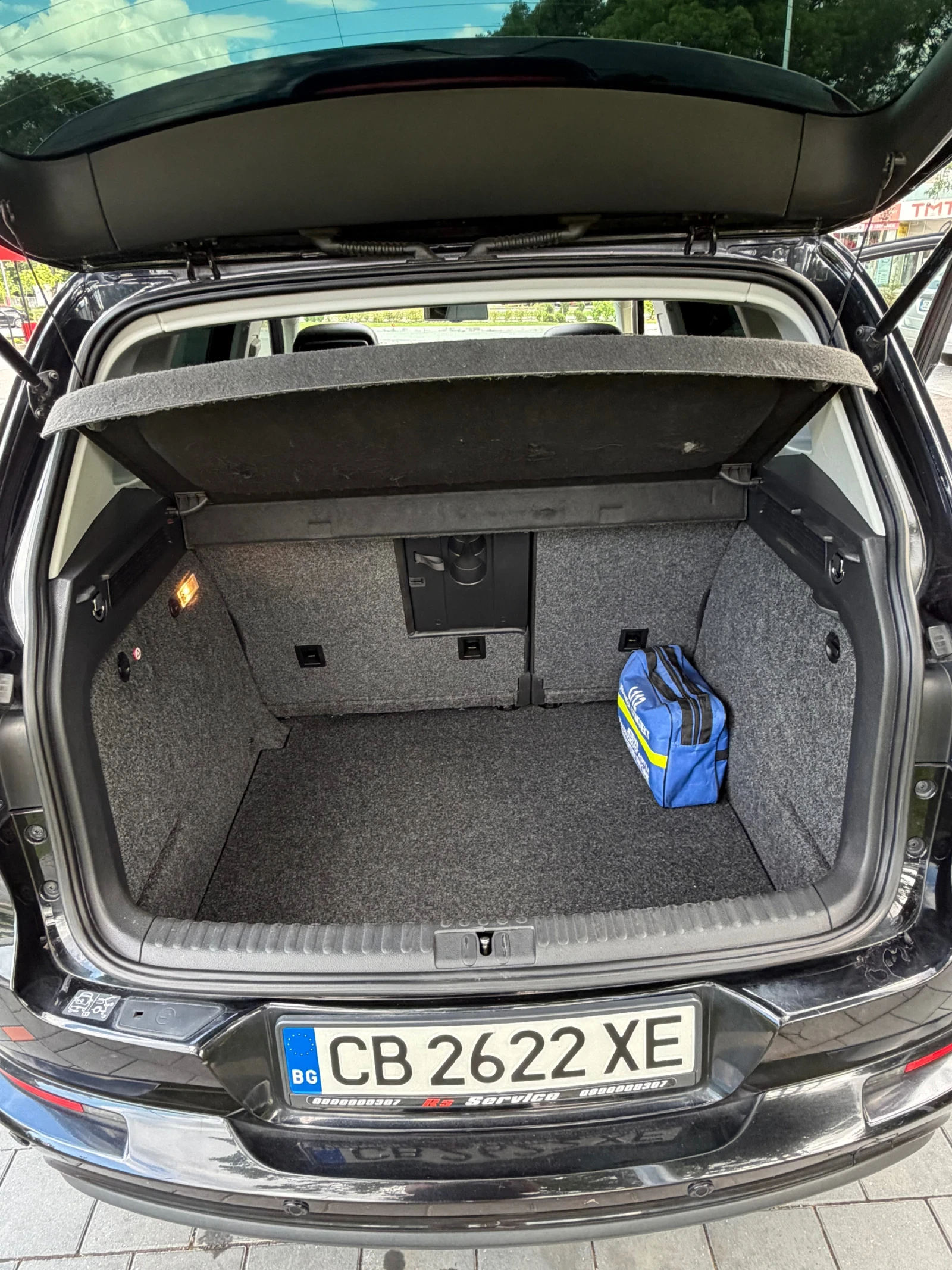 VW Tiguan, снимка 13 - Автомобили и джипове - 54912481