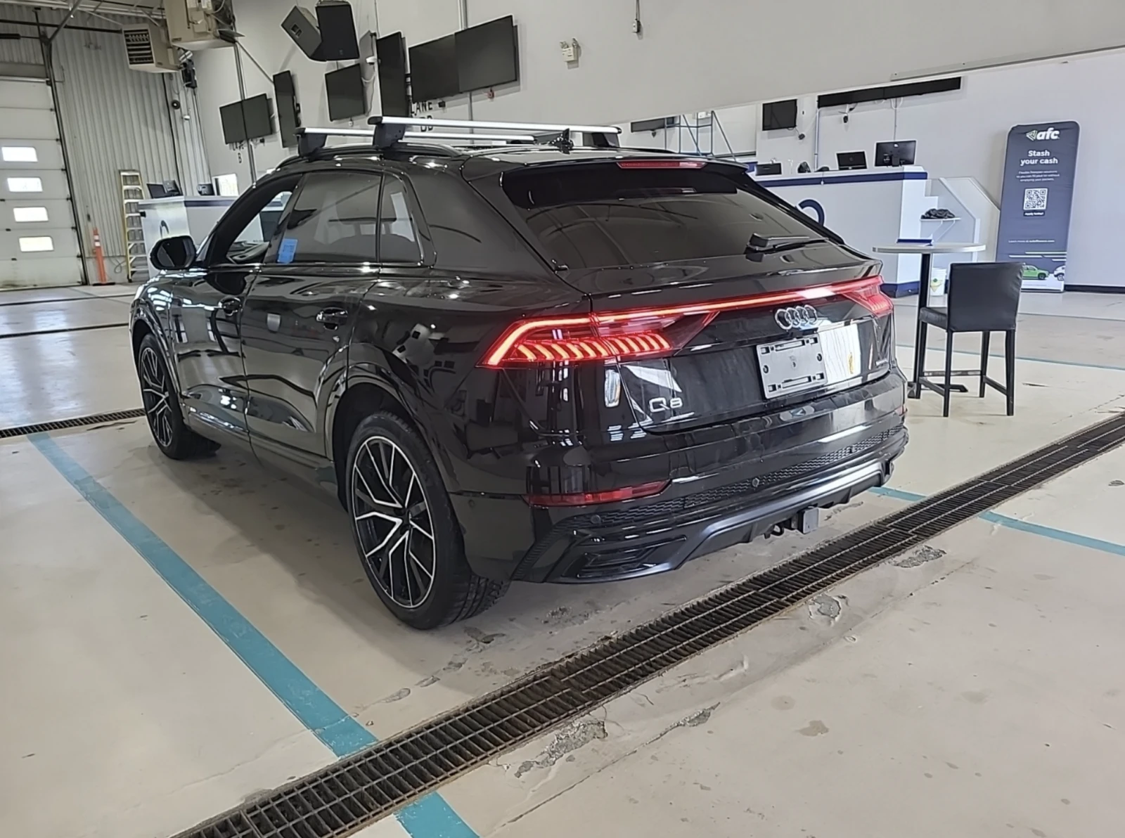 Audi Q8 2022 Audi Q8 TECHNIK, снимка 4 - Автомобили и джипове - 54971048