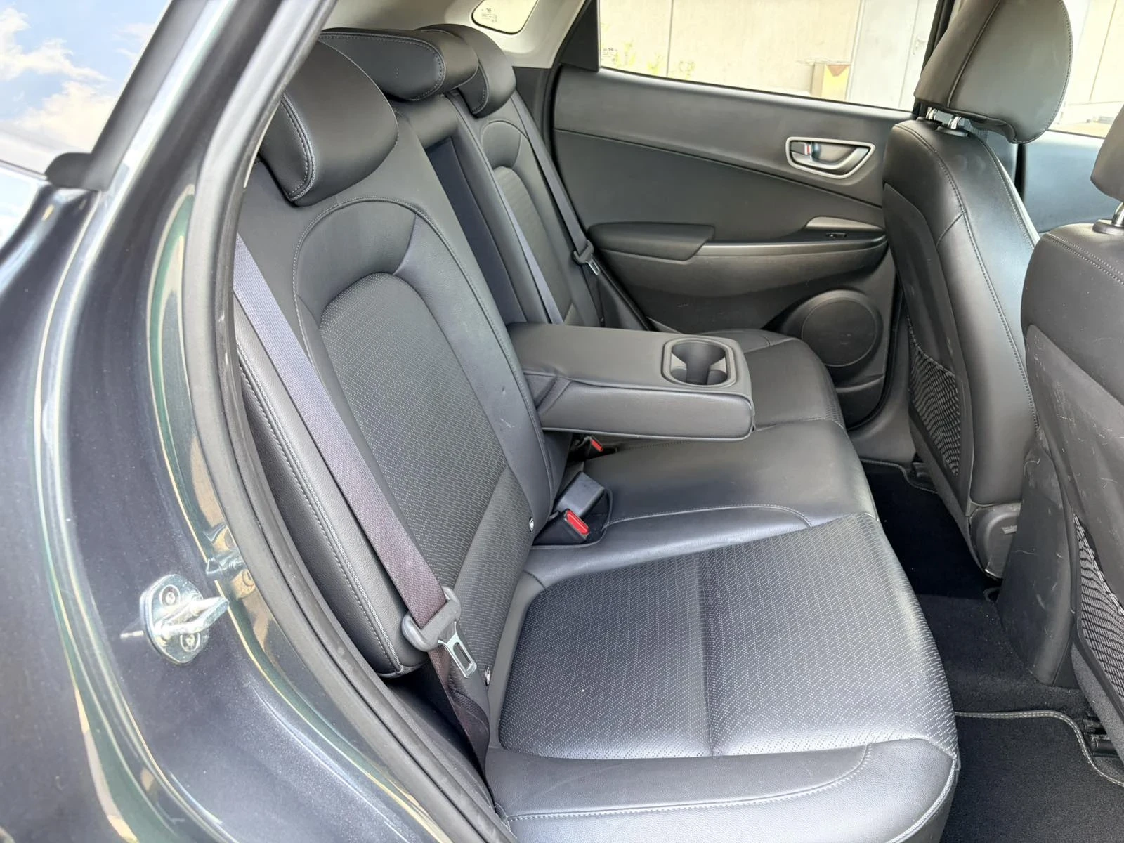 Hyundai Kona, снимка 12 - Автомобили и джипове - 54991181