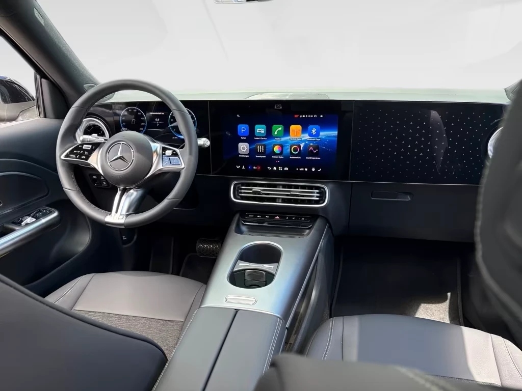 Mercedes-Benz GLB 250 NEW* ELECTRIC* DISTR* PANOKEYLESS* * , снимка 13 - Автомобили и джипове - 55613963