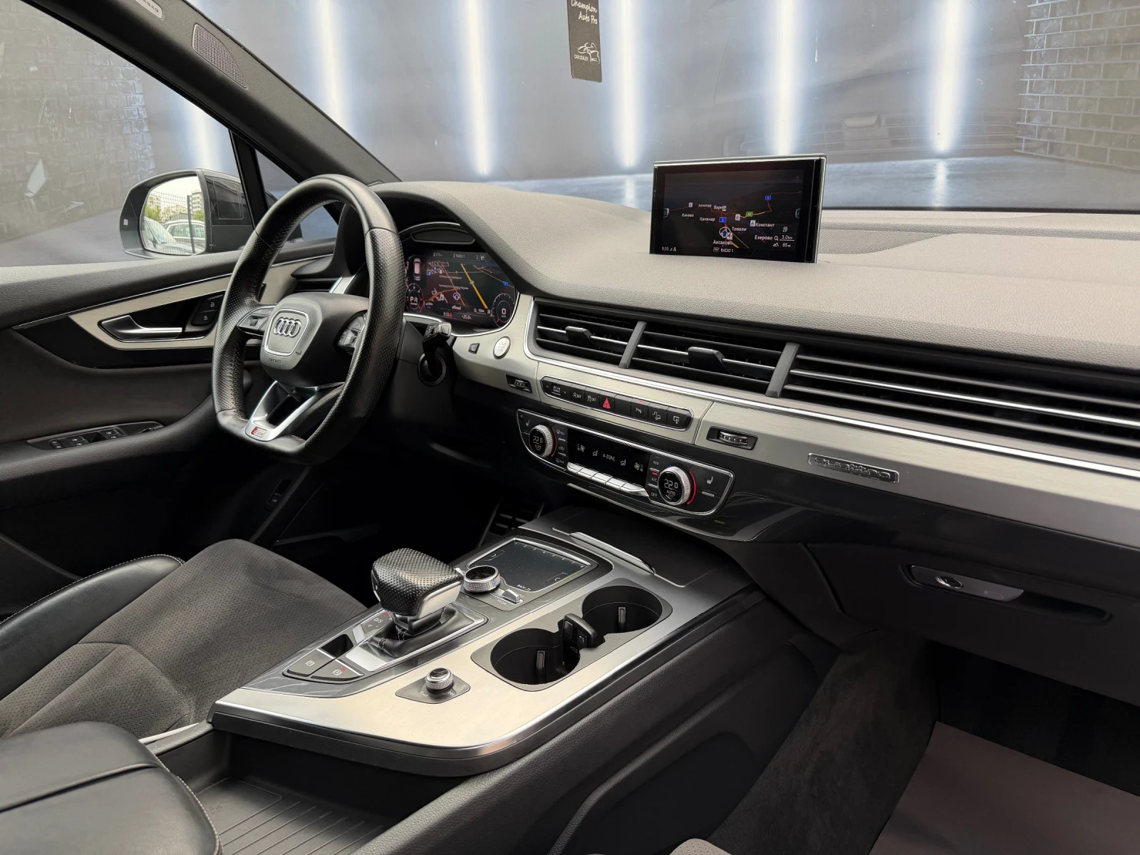 Audi Q7 Matrix S-Line, снимка 13 - Автомобили и джипове - 55830076