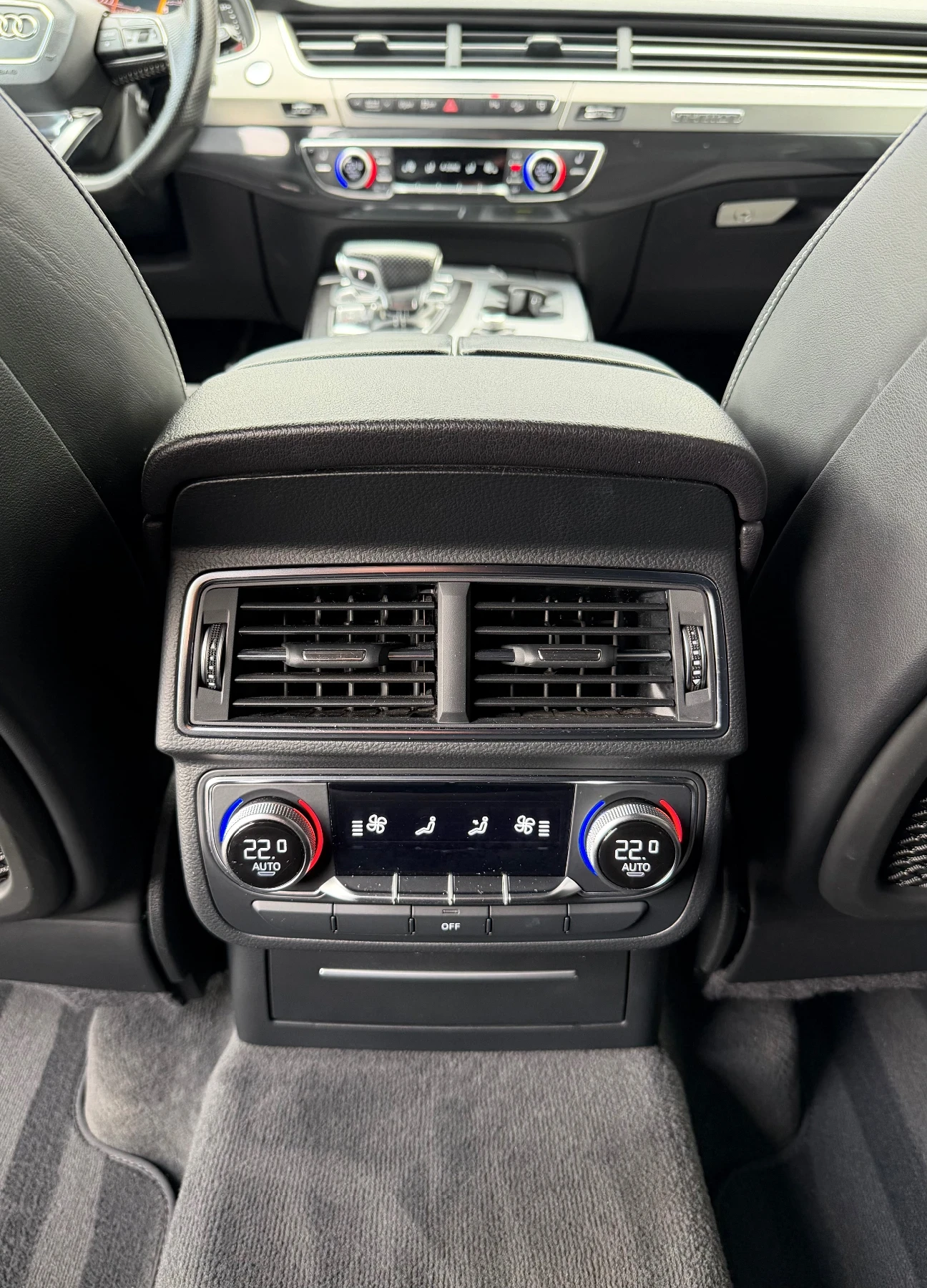 Audi Q7 Matrix S-Line, снимка 16 - Автомобили и джипове - 55830076