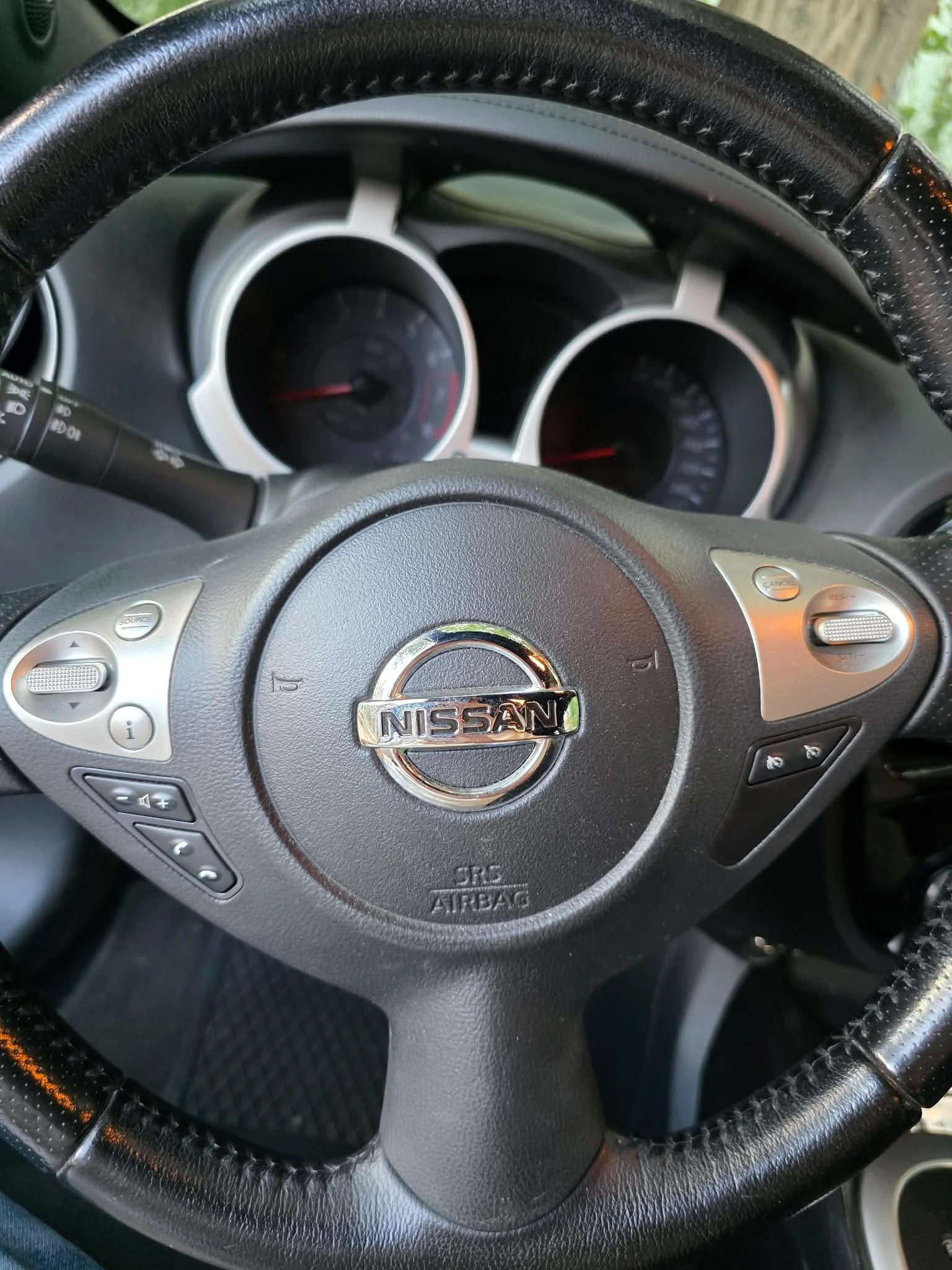 Nissan Juke 1.6i* TEKNA* FACE, снимка 8 - Автомобили и джипове - 55943753