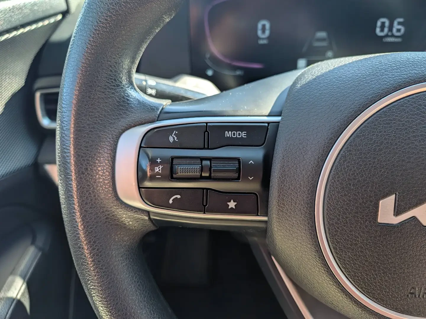 Kia Sportage LX Fwd, снимка 10 - Автомобили и джипове - 56213881