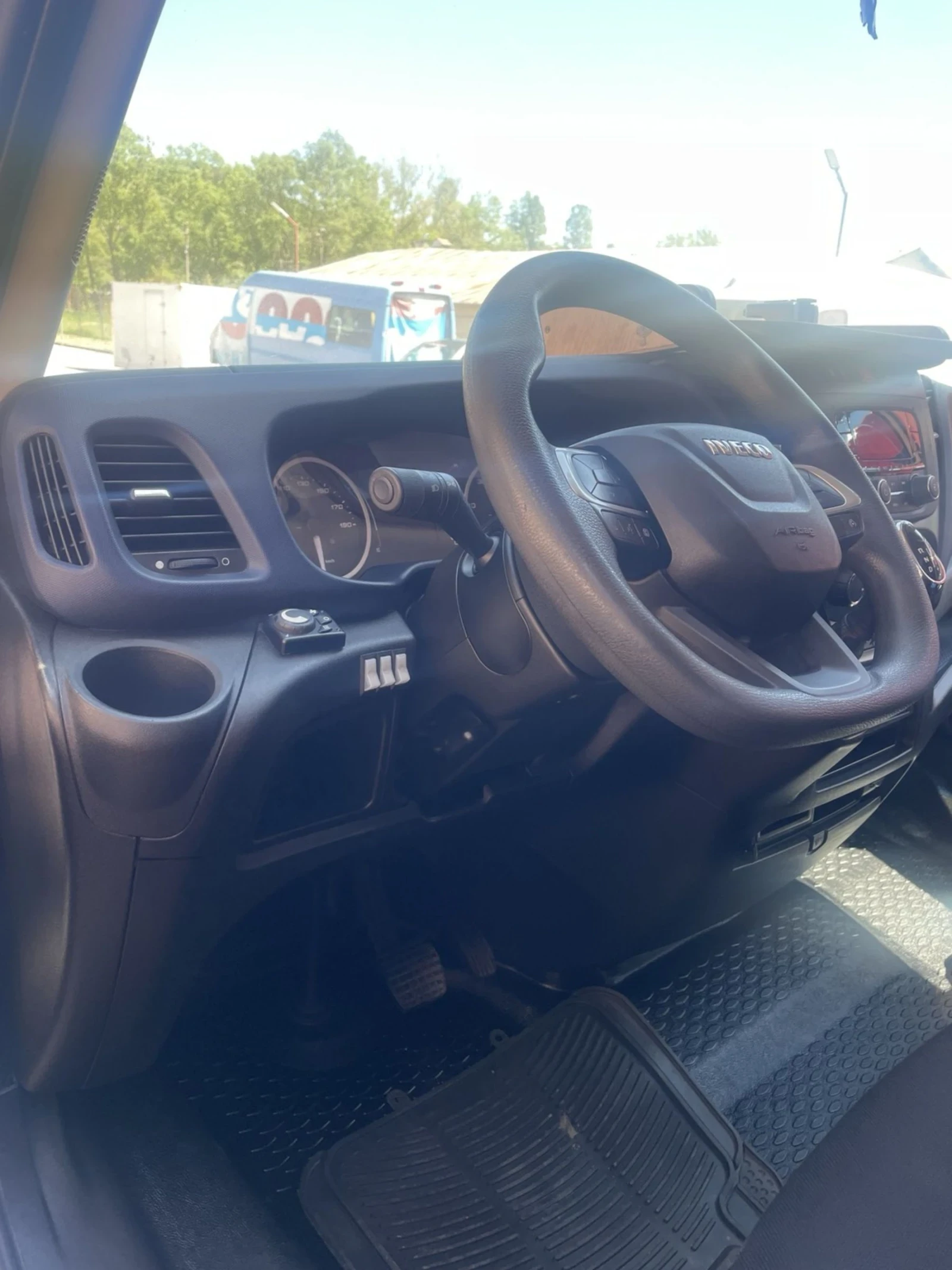 Iveco 35S18, снимка 4 - Бусове и автобуси - 55215728