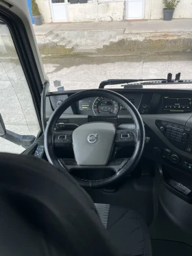 Volvo Fh ADR, снимка 14