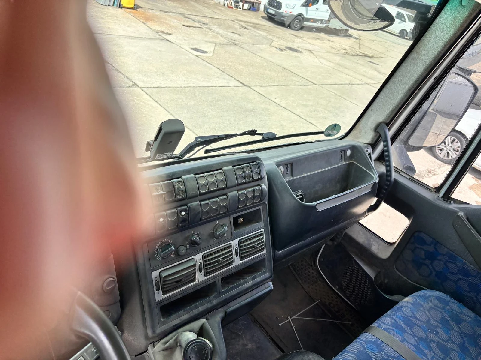 Iveco 120e18 Eurocargo , снимка 8 - Камиони - 55440048